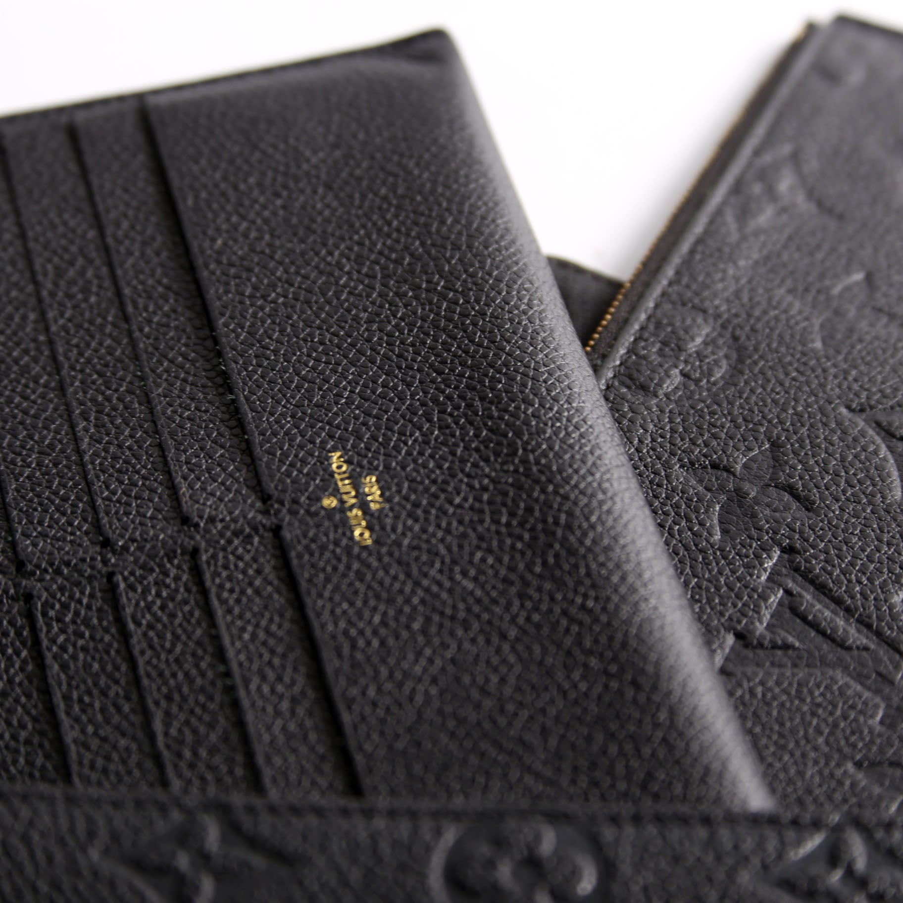 Pochette Felicie Empreinte Black