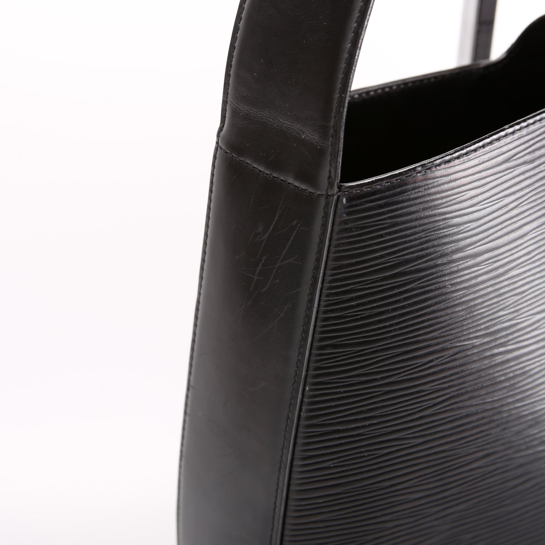 Reverie Epi Black