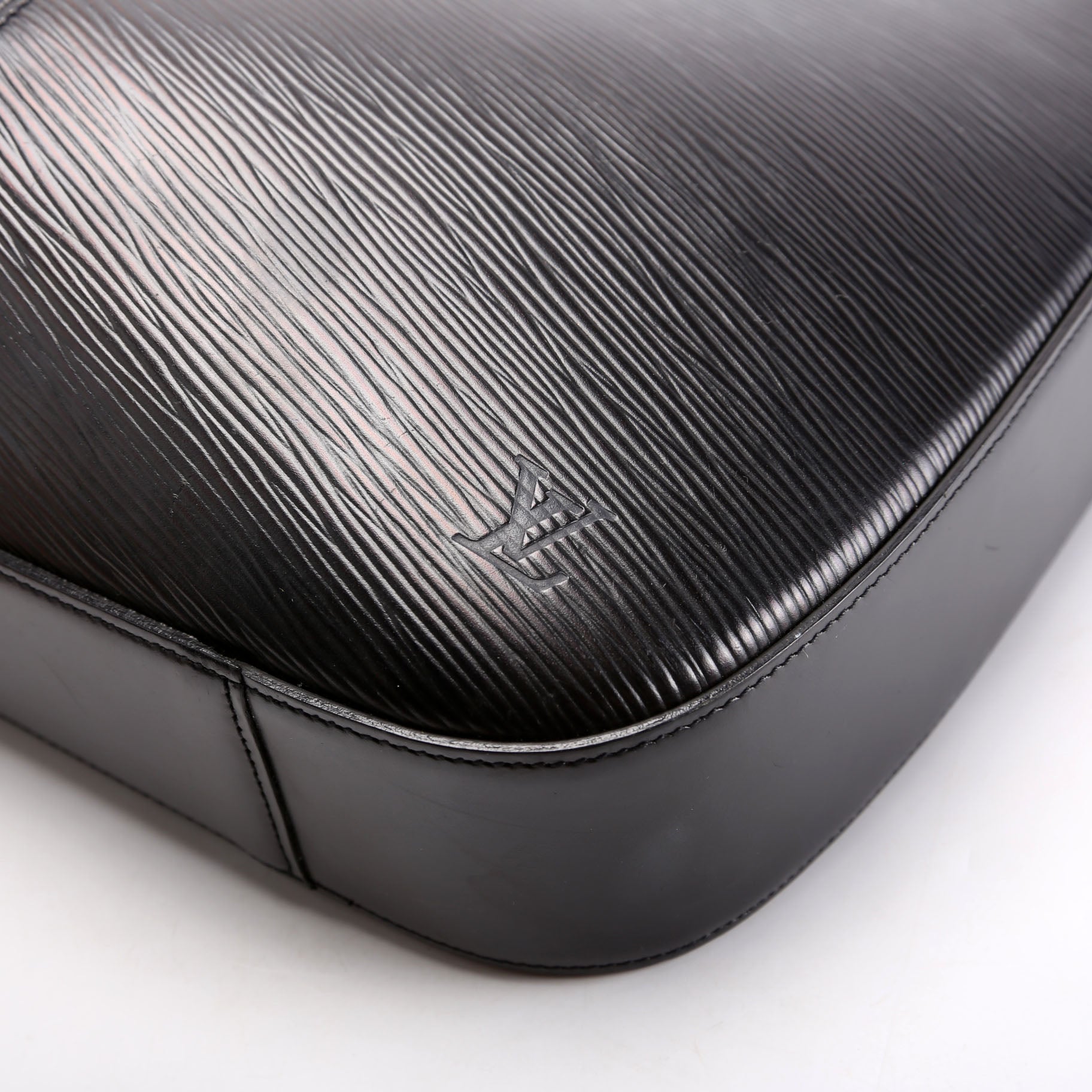 Reverie Epi Black