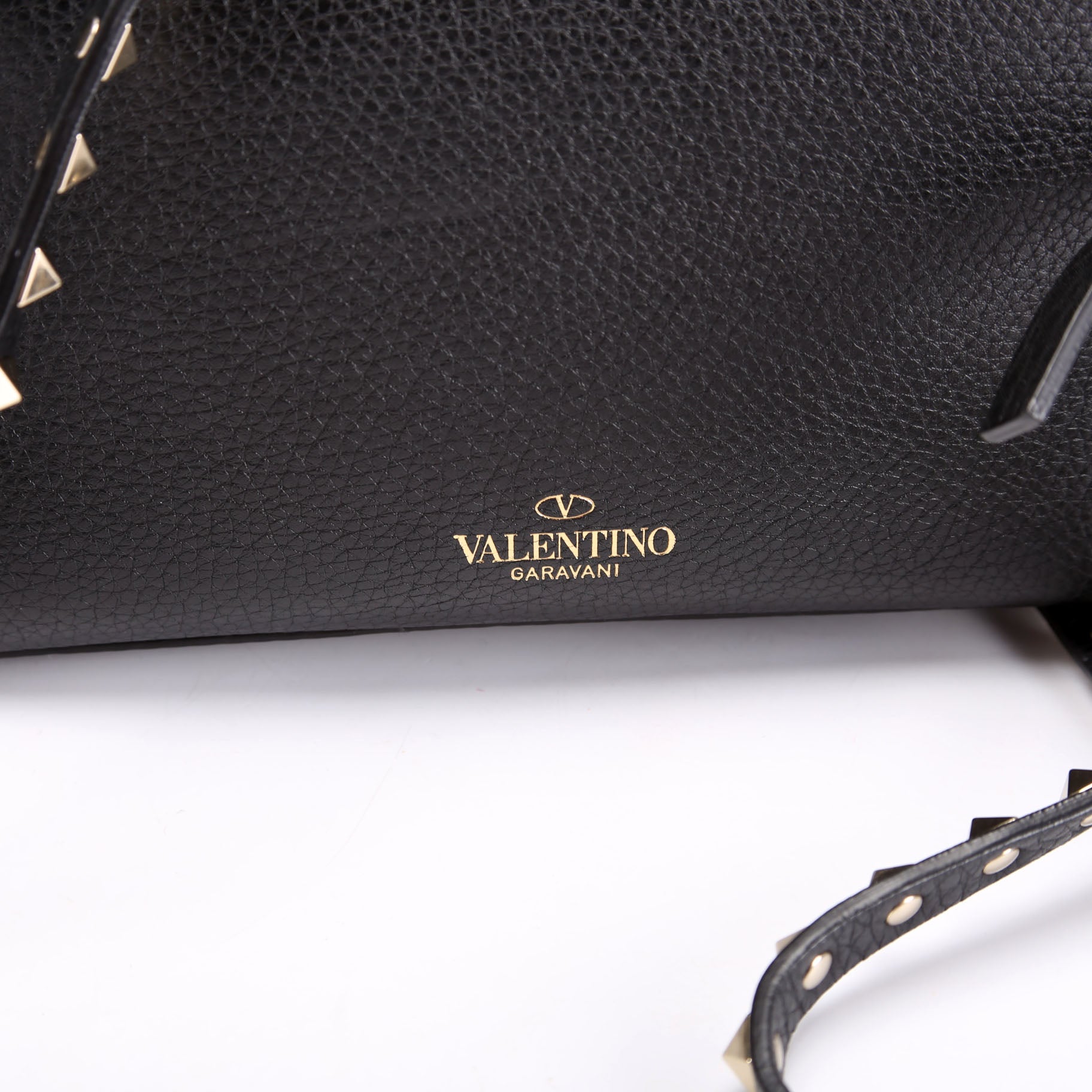 Rockstud Small FlIp Lock Crossbody Black