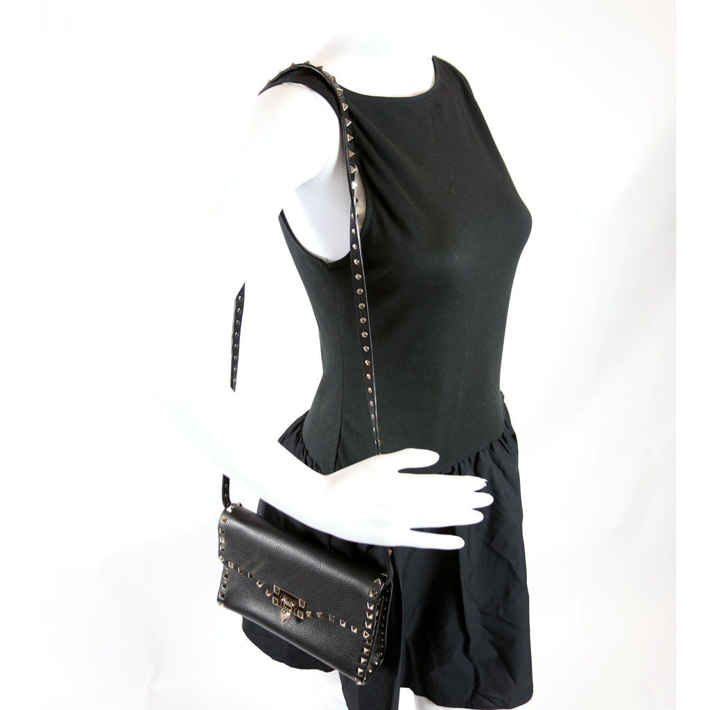 Rockstud Small FlIp Lock Crossbody Black