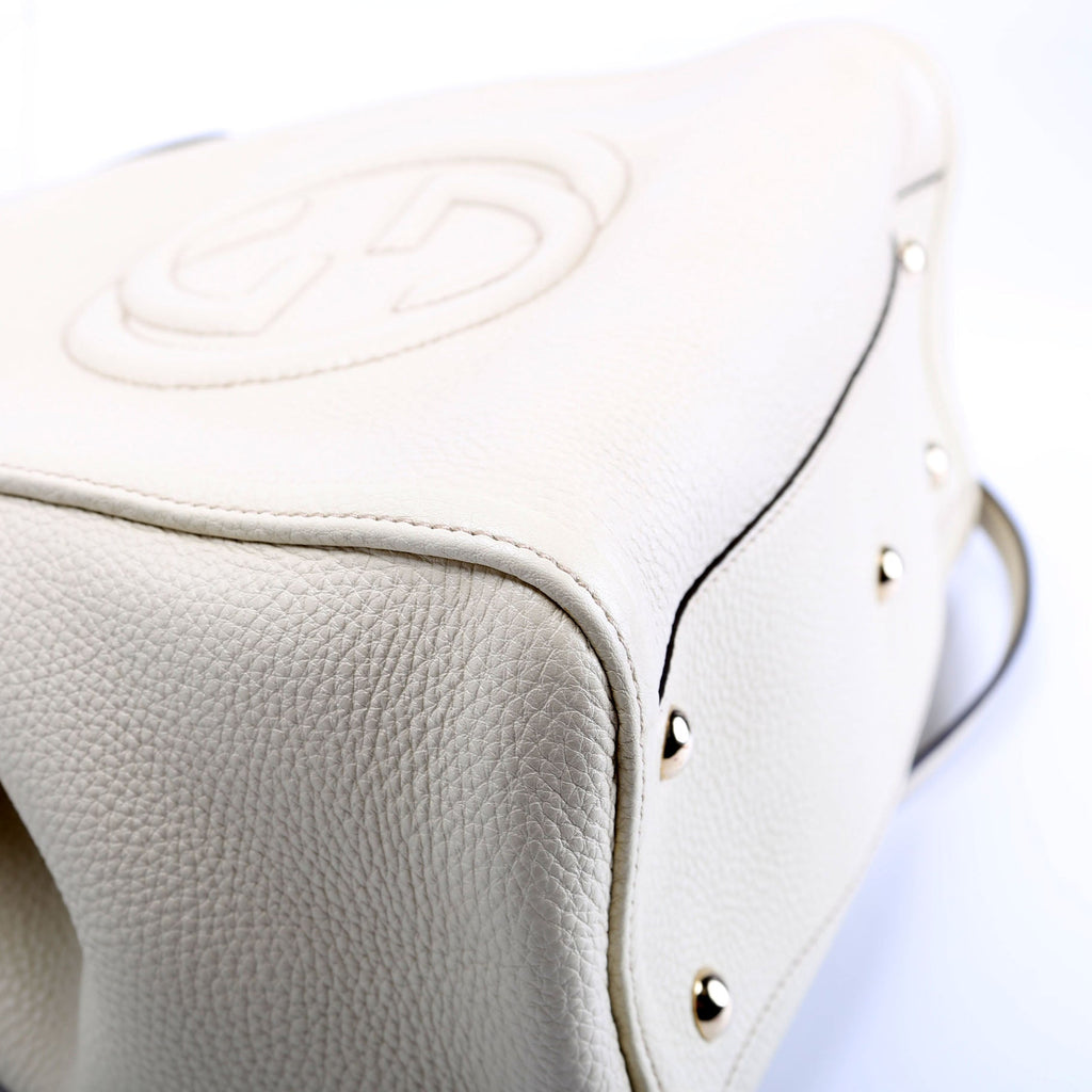 336751 Soho Leather Shoulder Off White