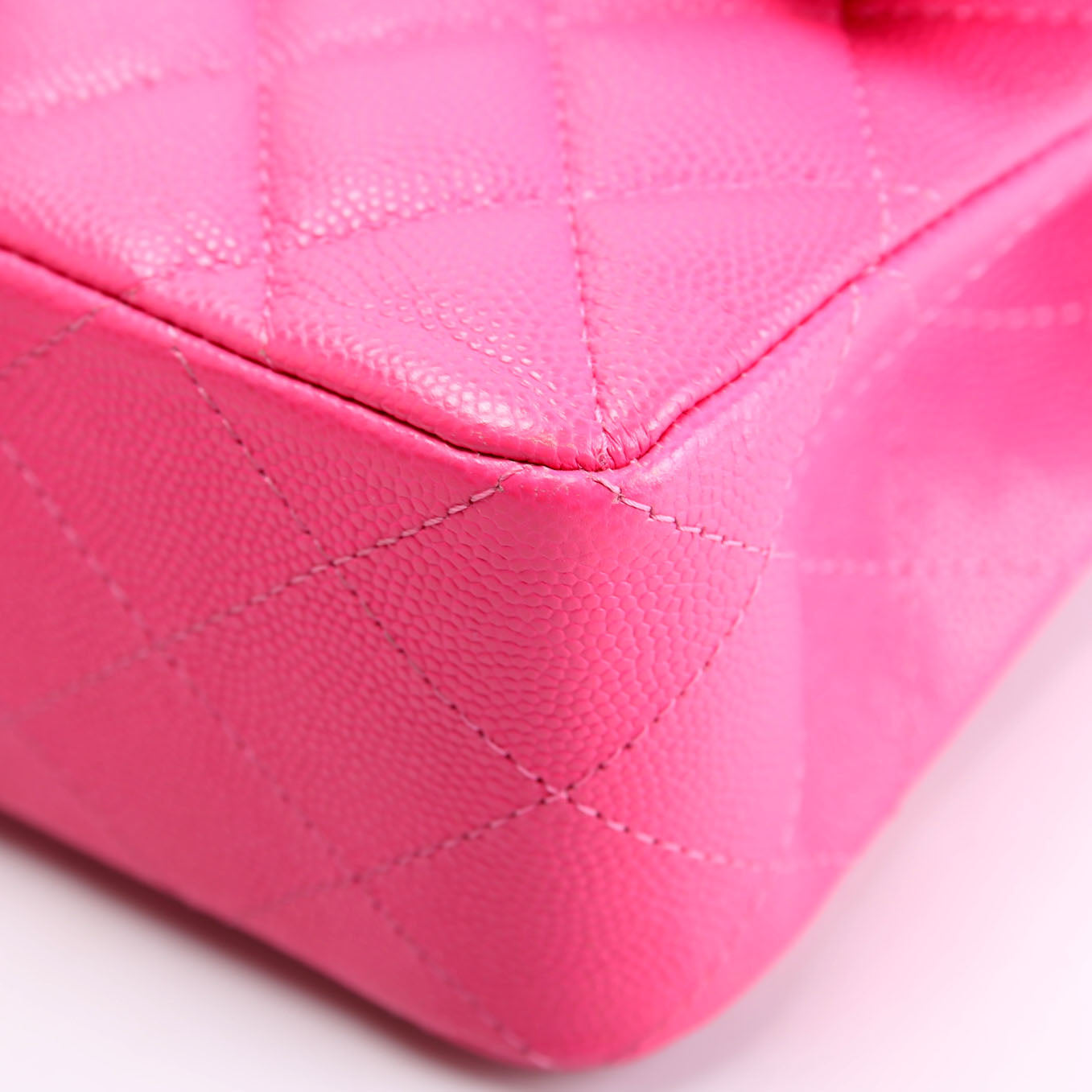 Classic Flap Medium Caviar Pink