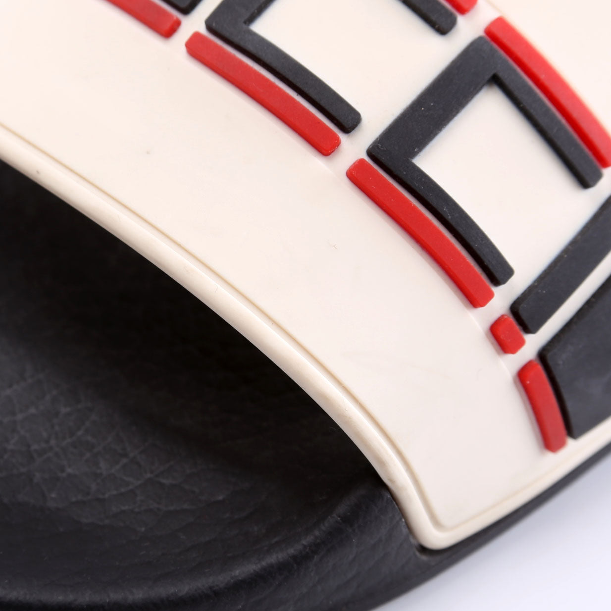 Gucci Pursuit Logo Rubber Slide Size 36