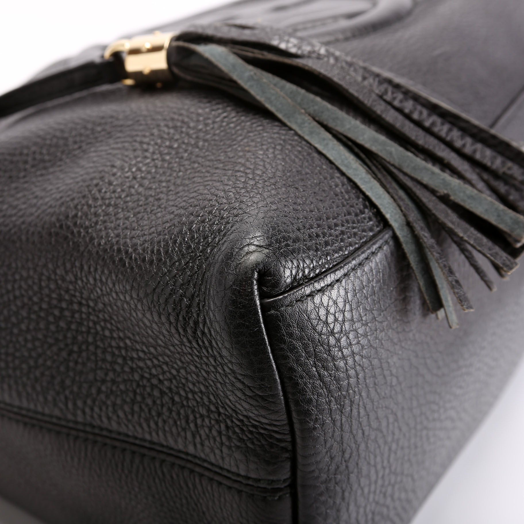 308982 Soho Leather Shoulder Medium Black