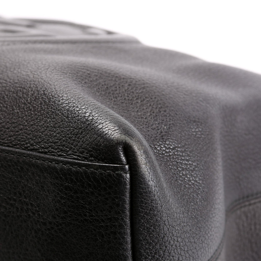308982 Soho Leather Shoulder Medium Black