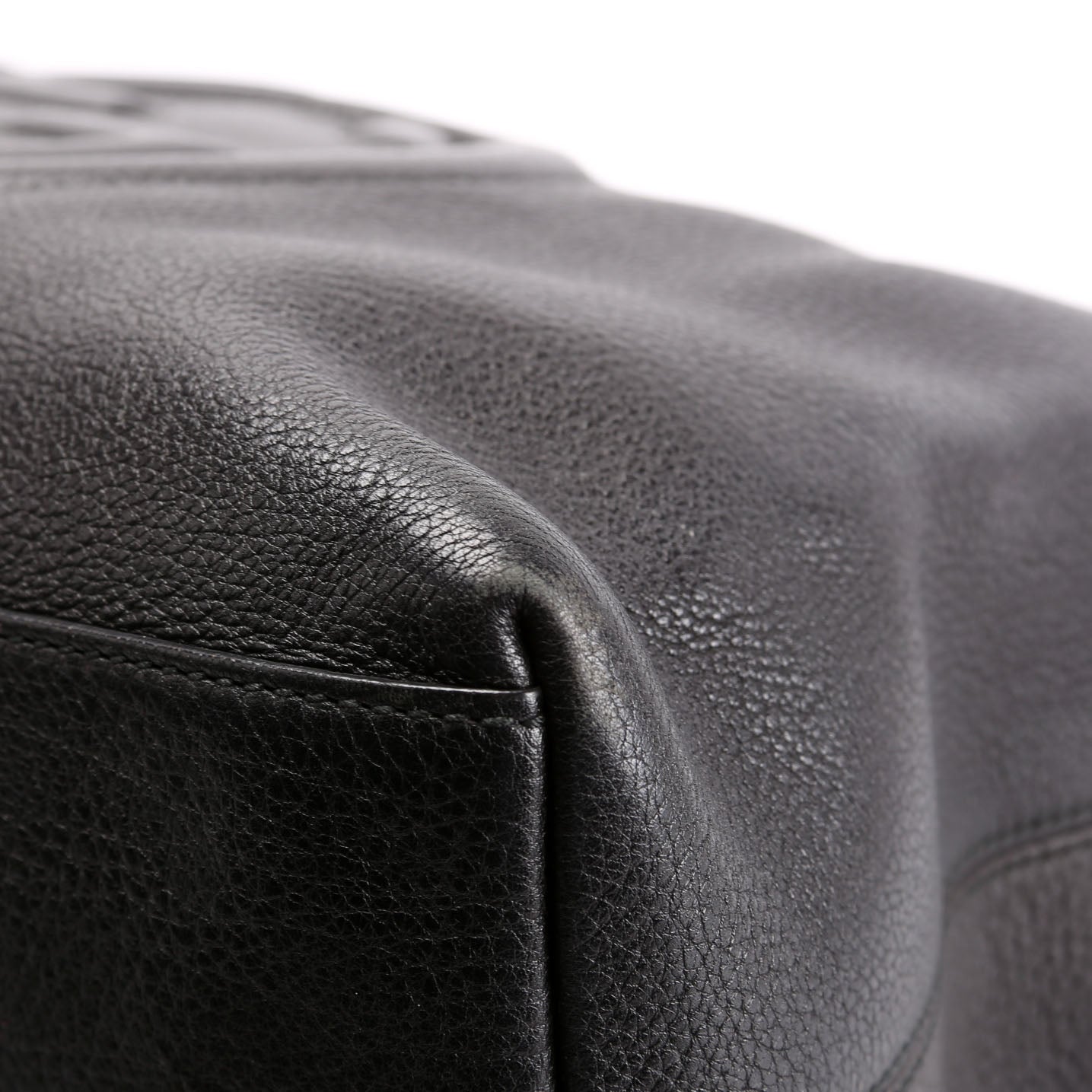 308982 Soho Leather Shoulder Medium Black