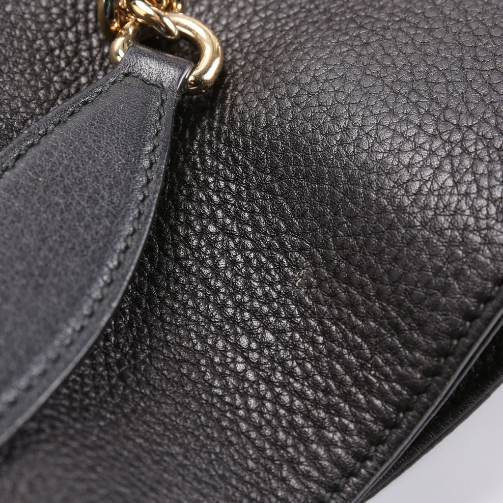 308982 Soho Leather Shoulder Medium Black