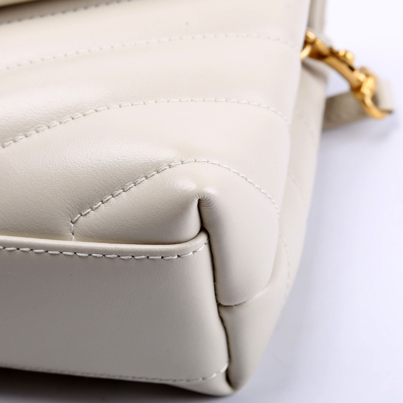 LouLou Satchel Toy Crossbody 678401 Cream