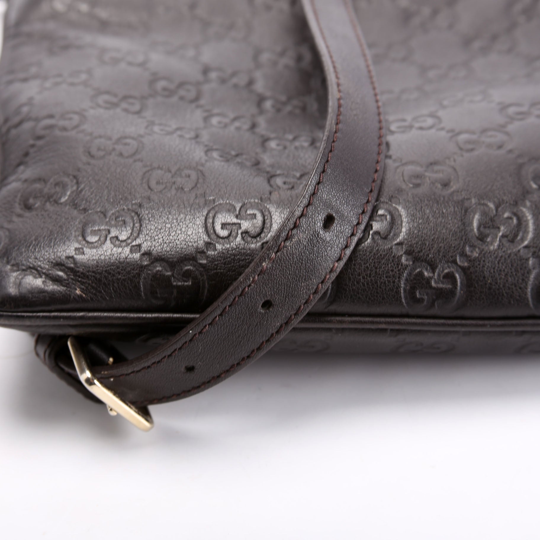 201538 GG Leather Flat Messenger Brown