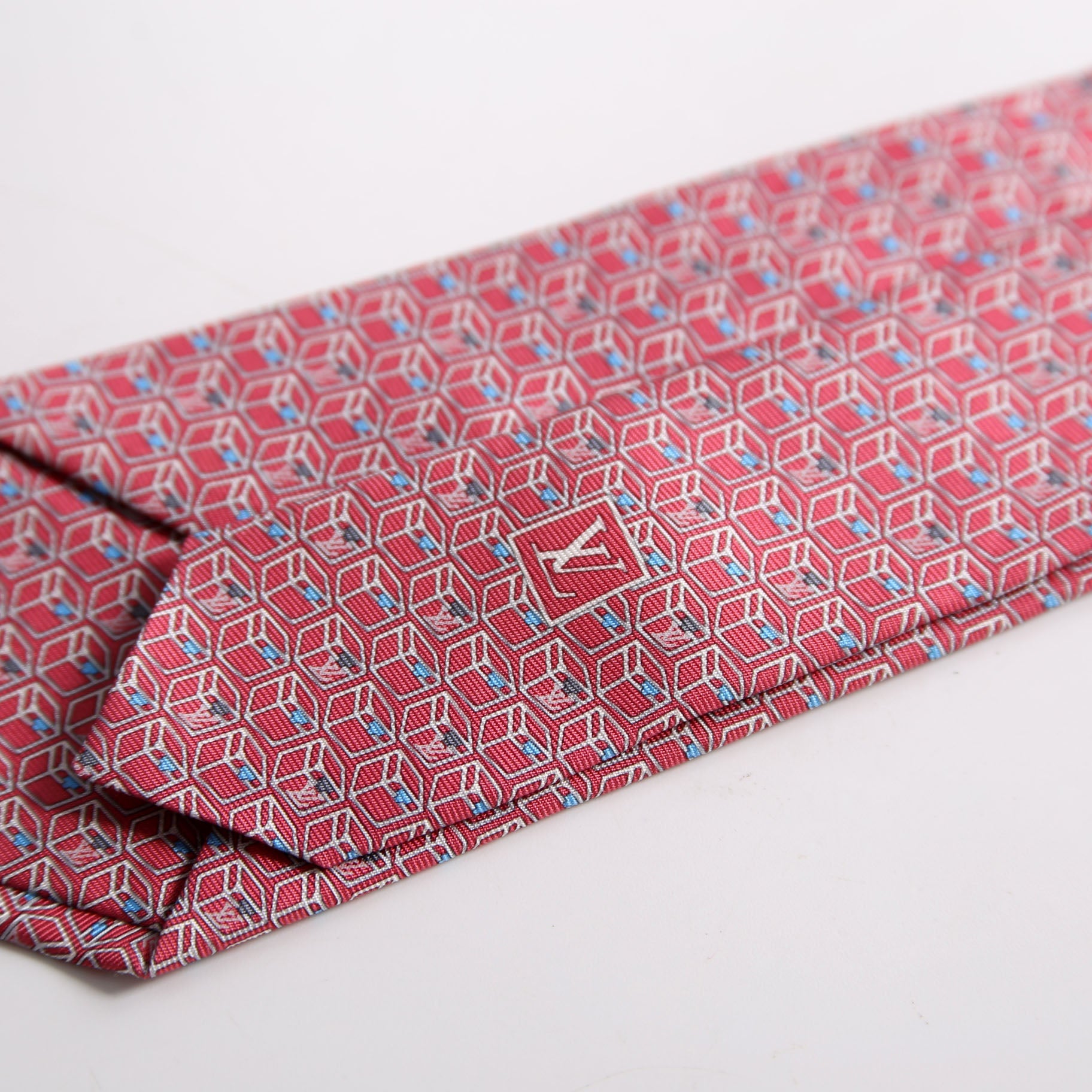 LV Cube Trunk Silk Tie Pink