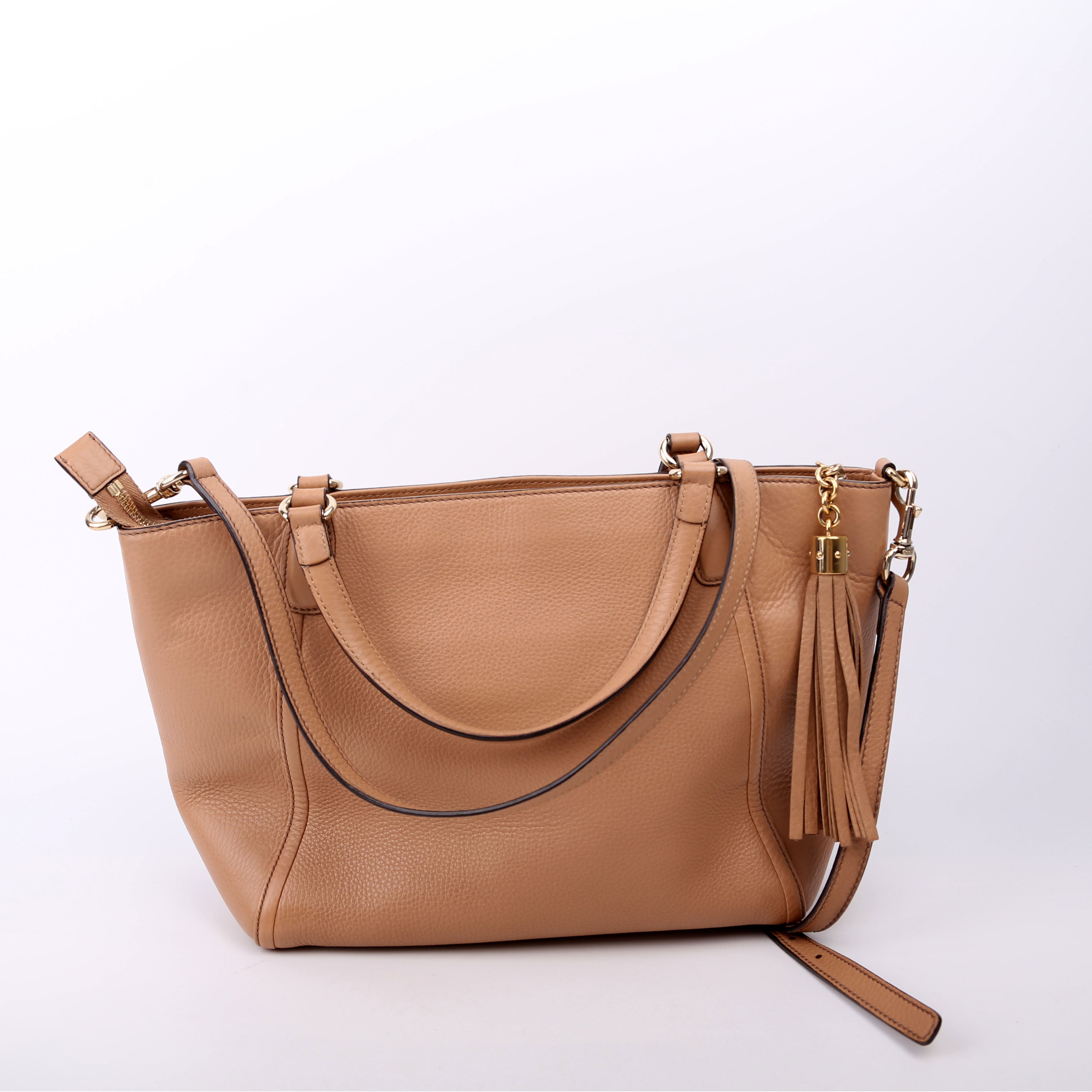 369176 Soho Crossbody Tan