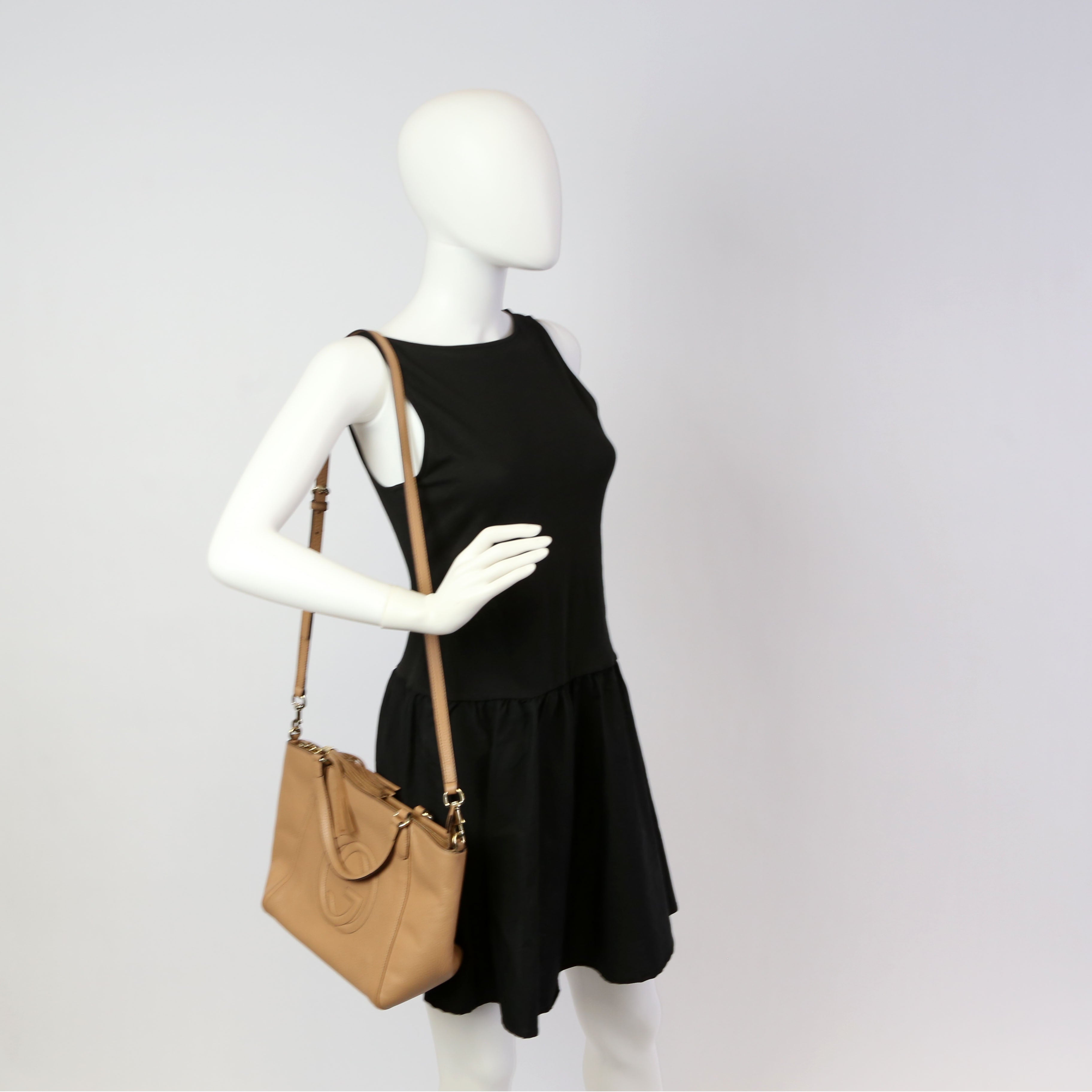 369176 Soho Crossbody Tan