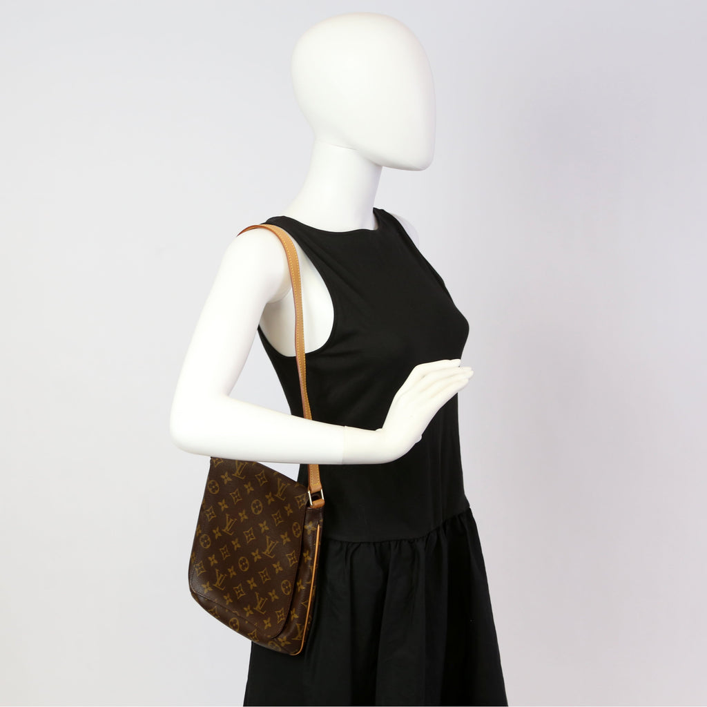 Musette Salsa Short Monogram
