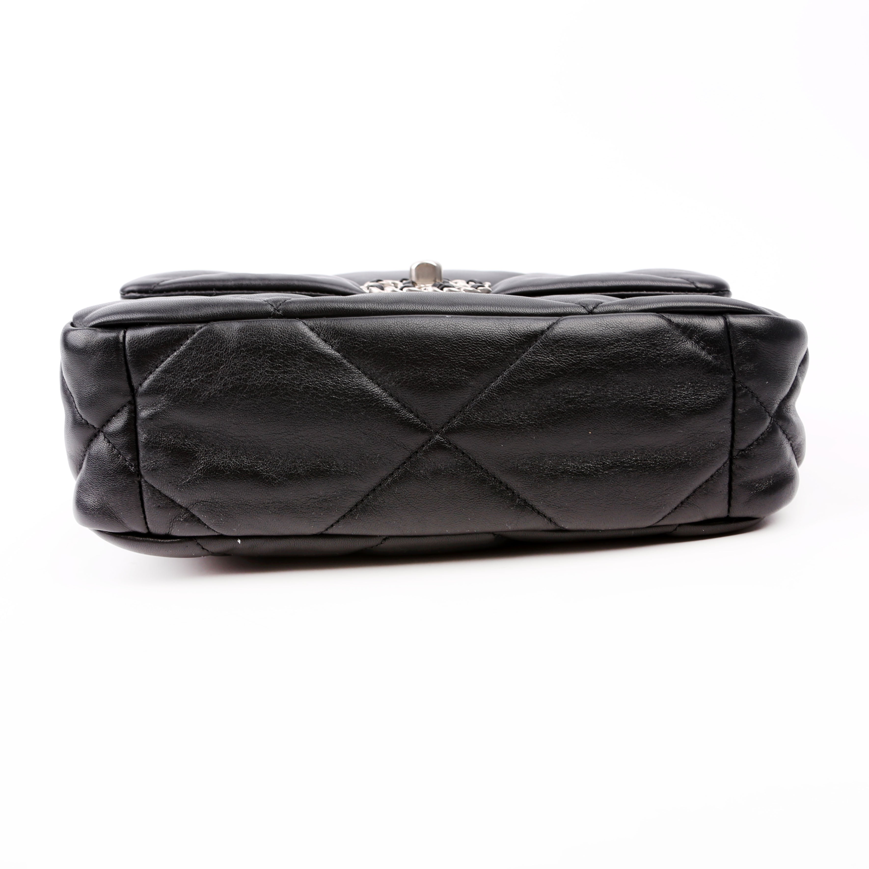 Quilted Goatskin 19 Medium Flap RFID Black