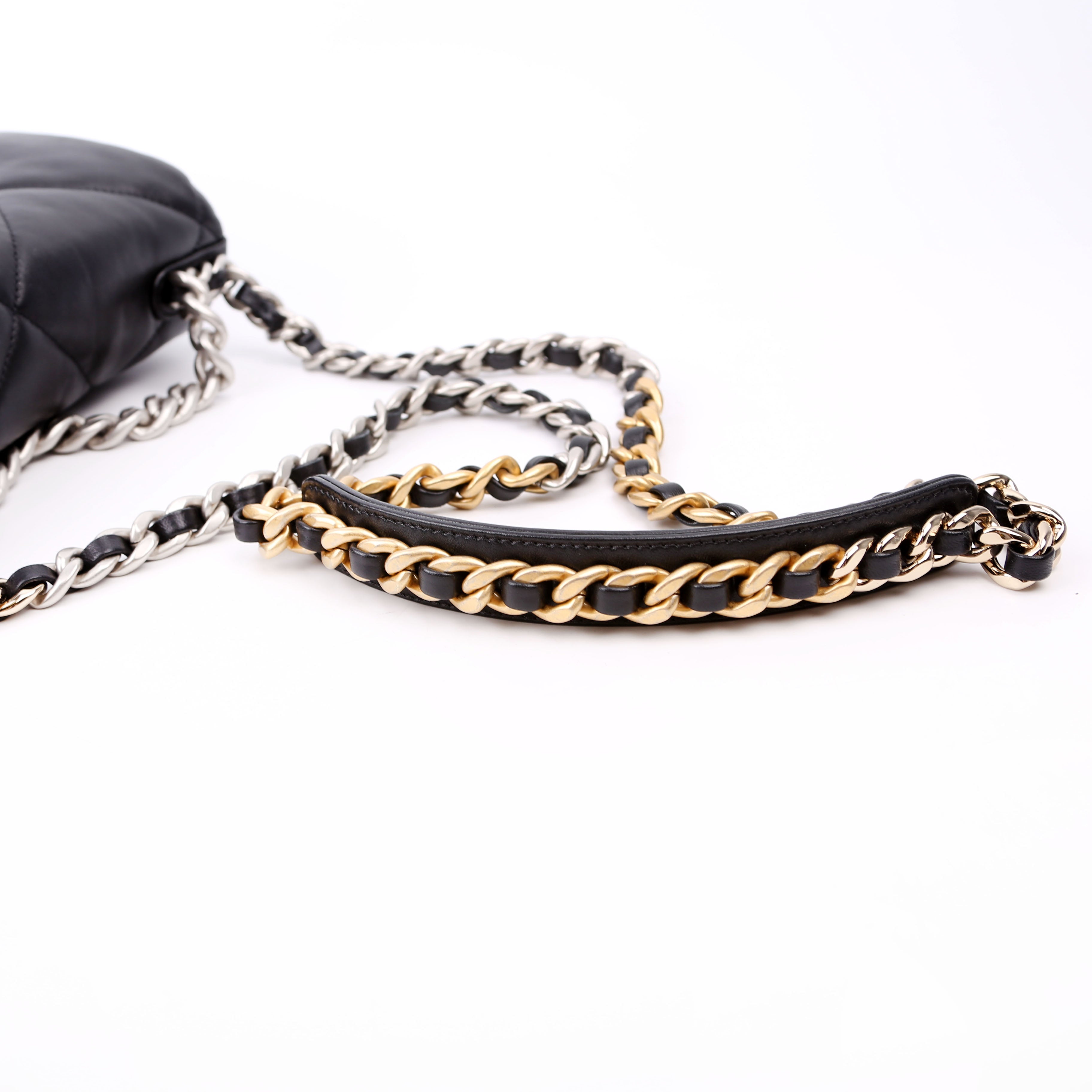 Quilted Goatskin 19 Medium Flap RFID Black
