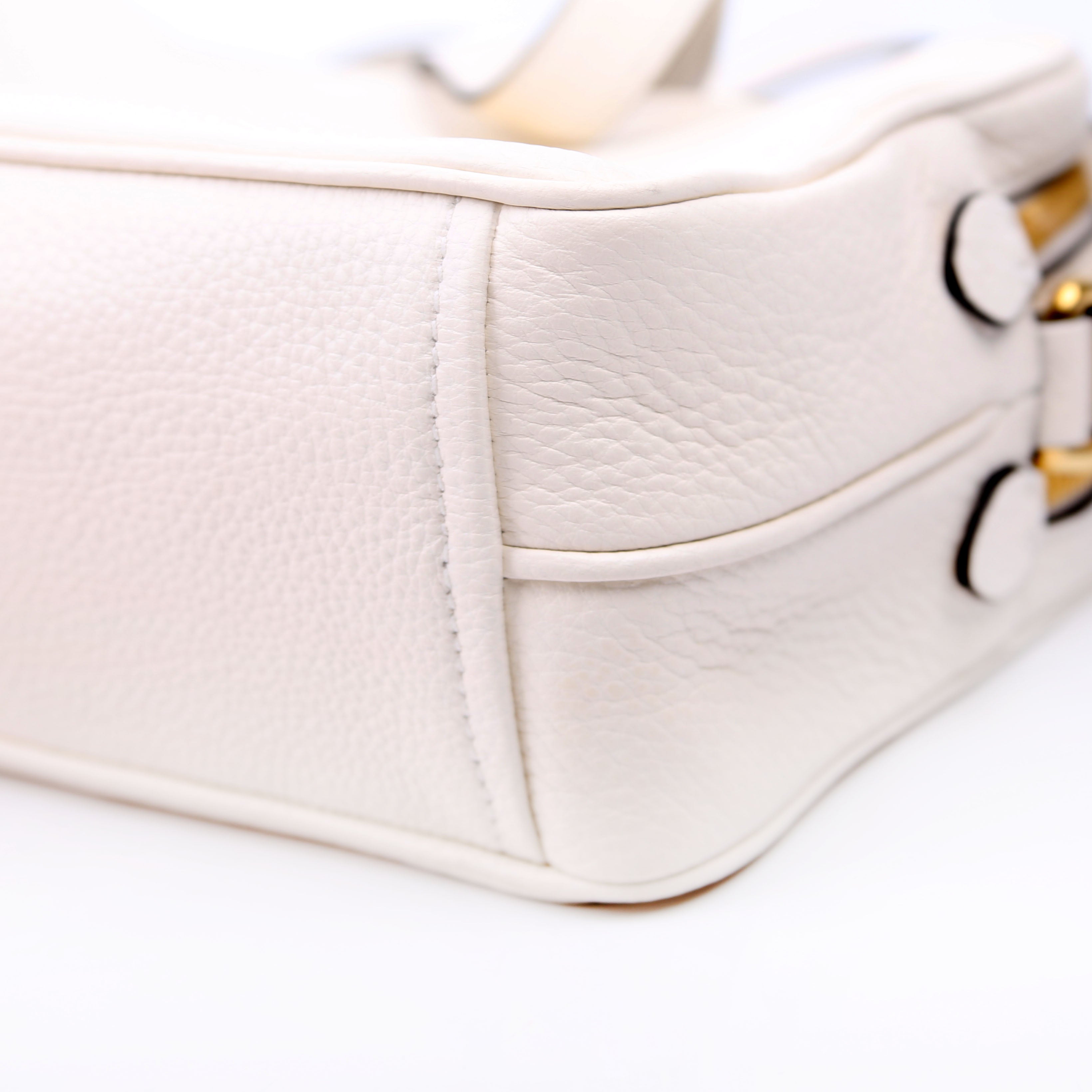 1BH079 Vitello Phenix Shoulder Bag White