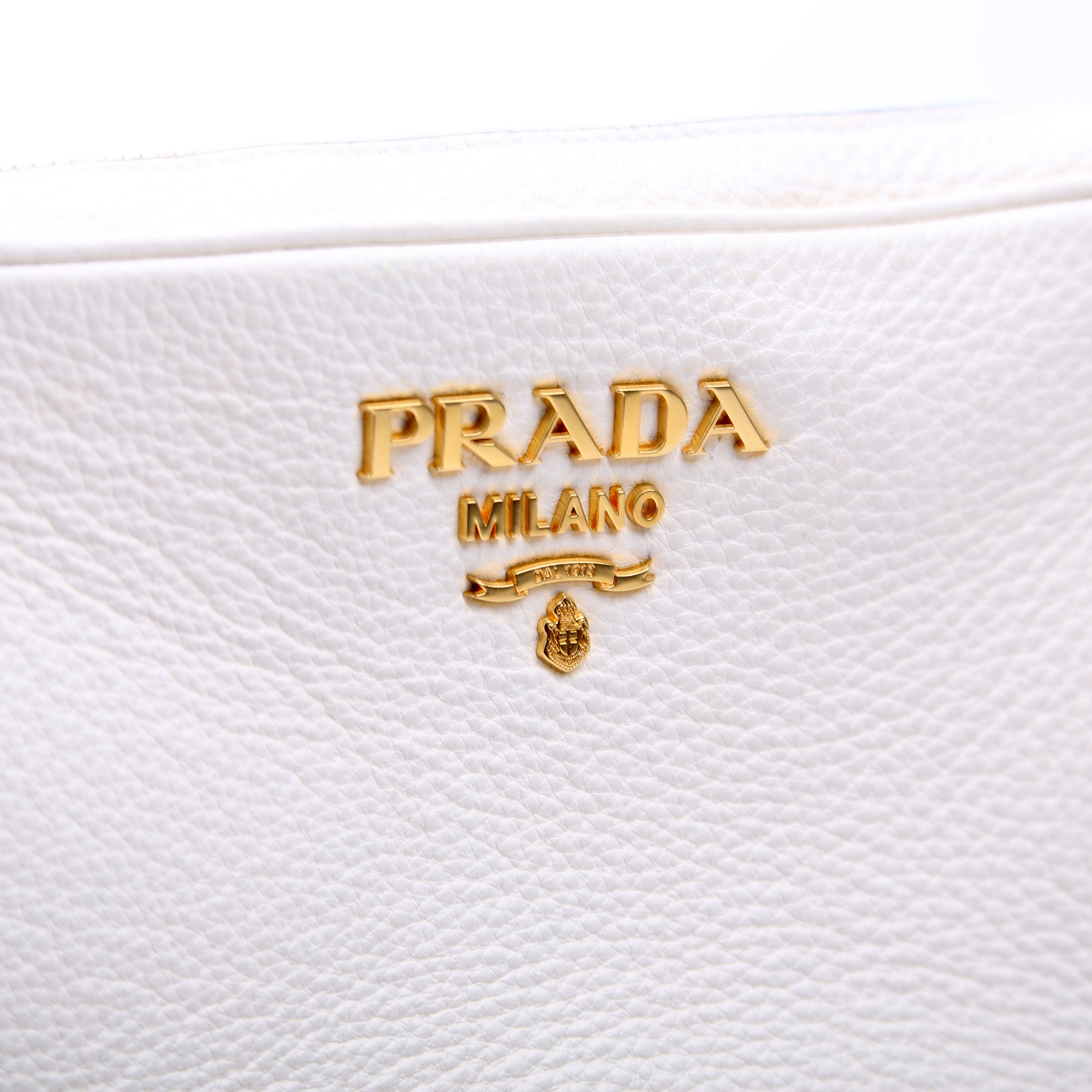 1BH079 Vitello Phenix Shoulder Bag White