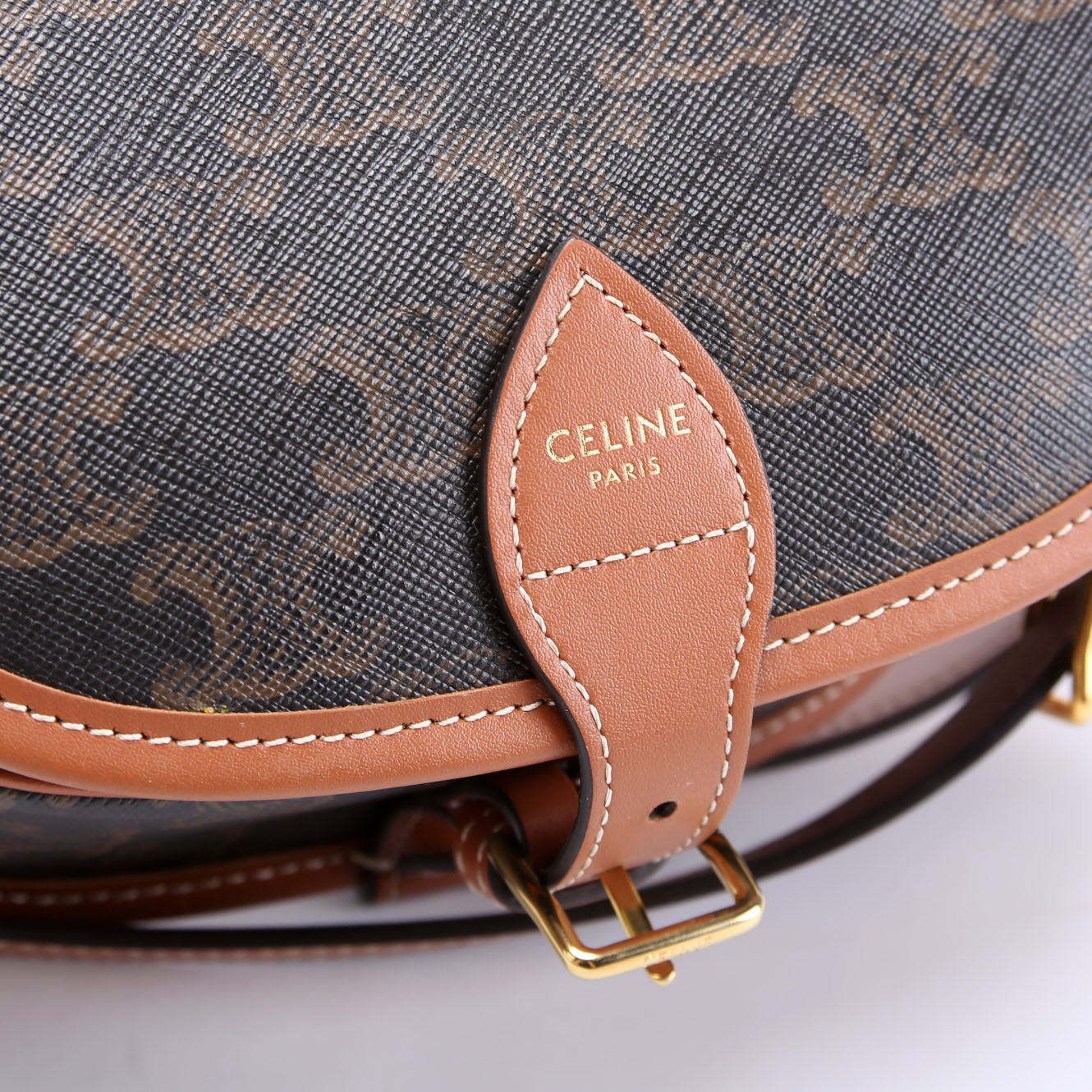 Folco Triomphe Medium Canvas/Calfskin Brown