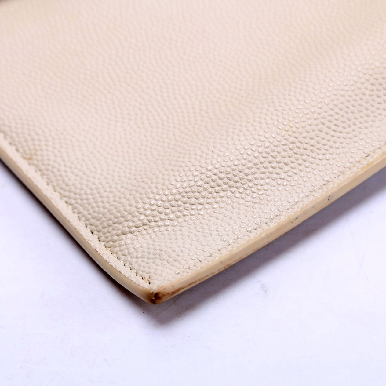 Uptown Pouch Grain 565739 White