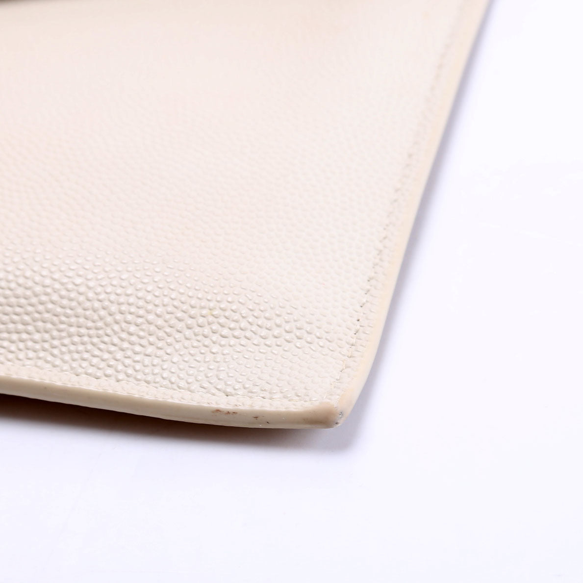 Uptown Pouch Grain 565739 White