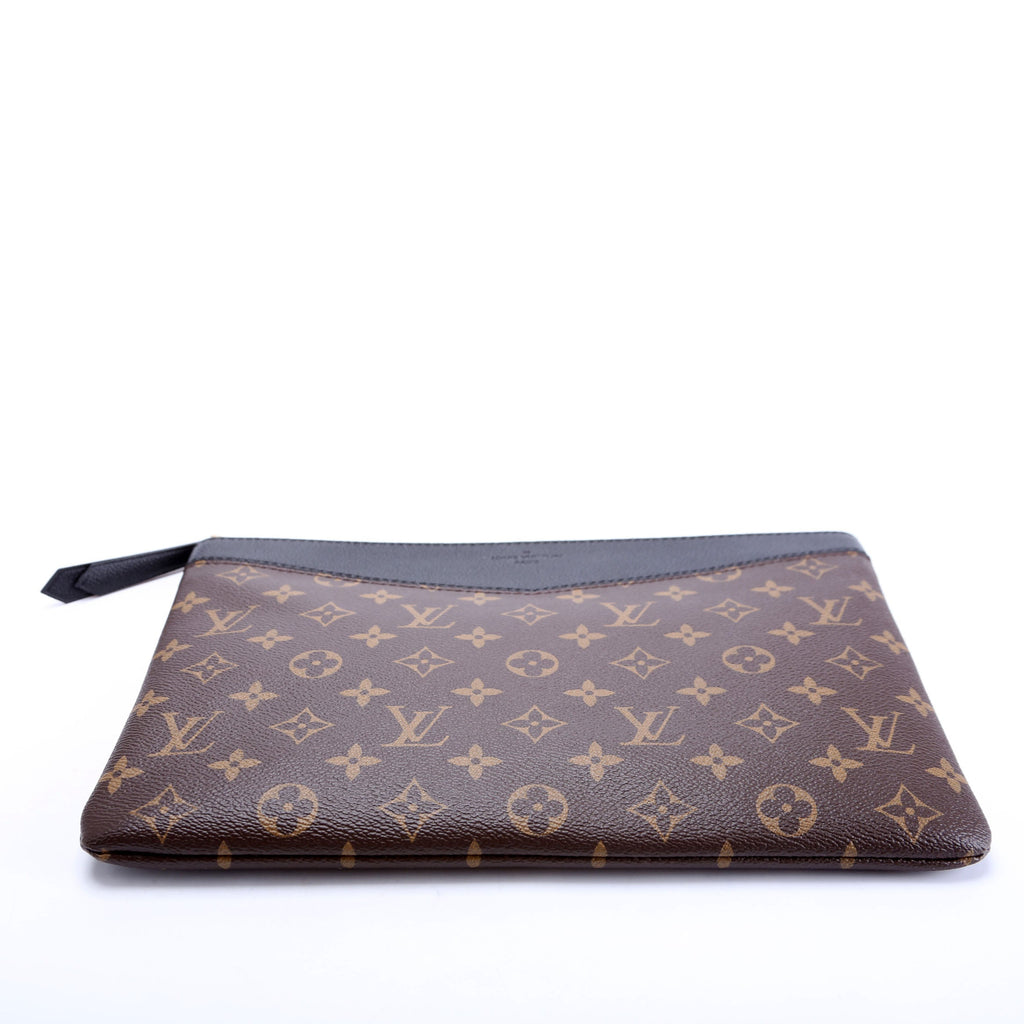 Daily Pouch Monogram Black
