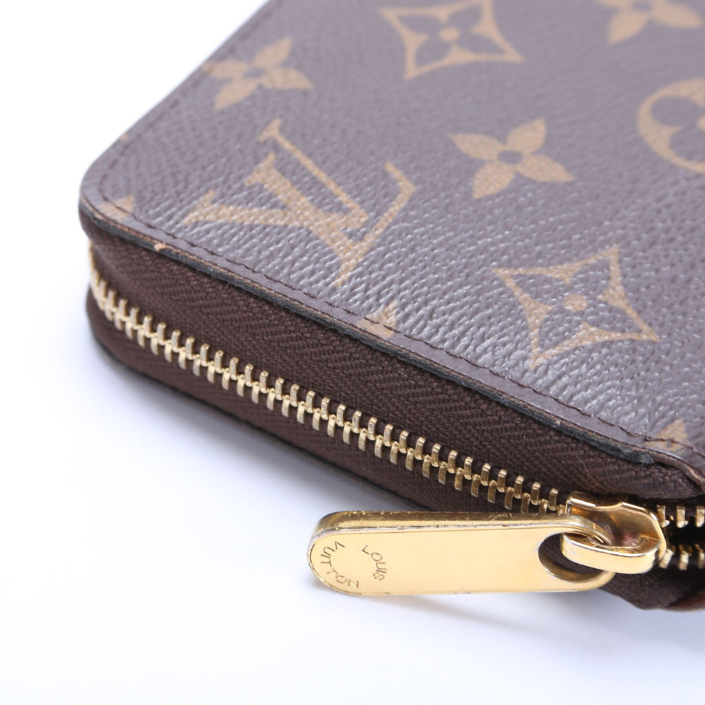 Zippy Wallet Monogram