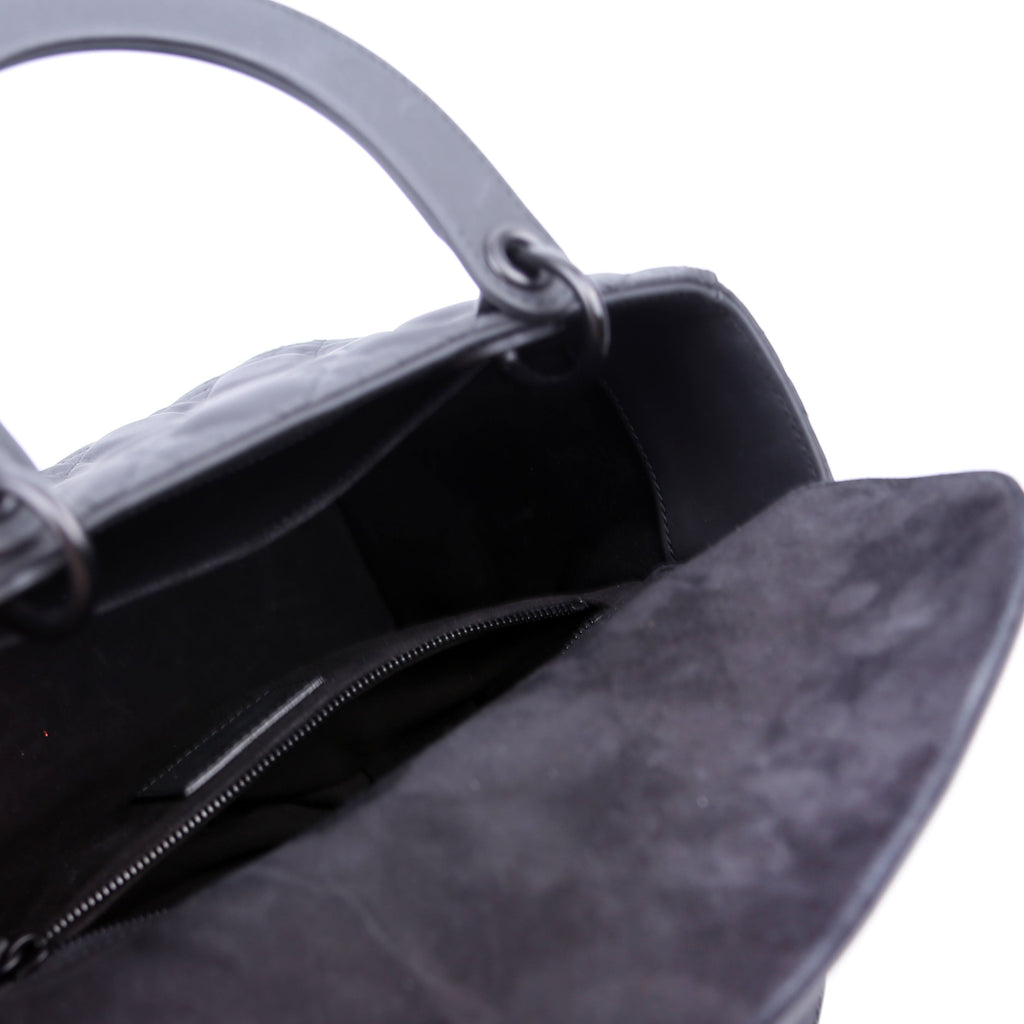 Lady Dior Medium Ultra Matte Black