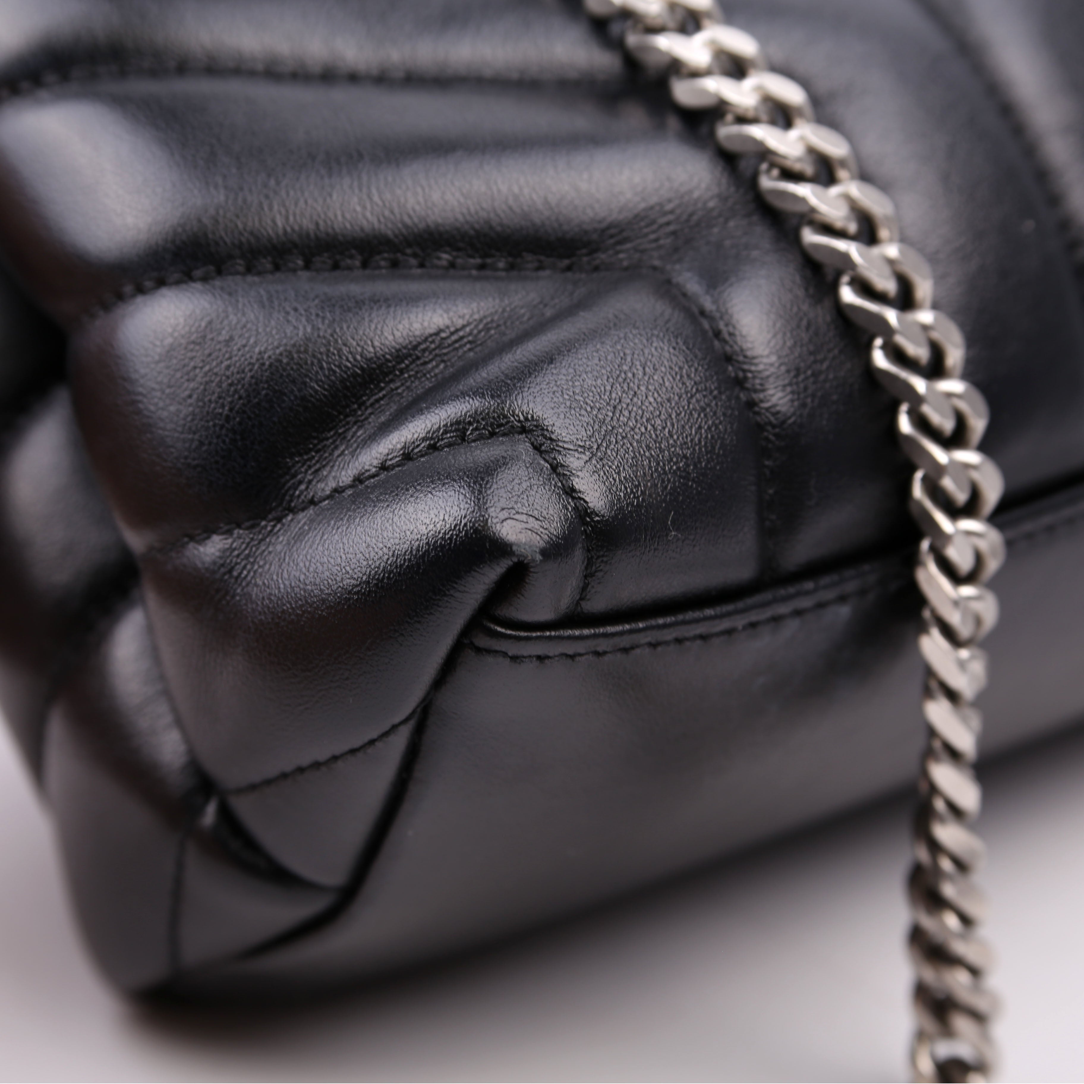 SAINT LAURENT Loulou Satchel Medium Black 487216