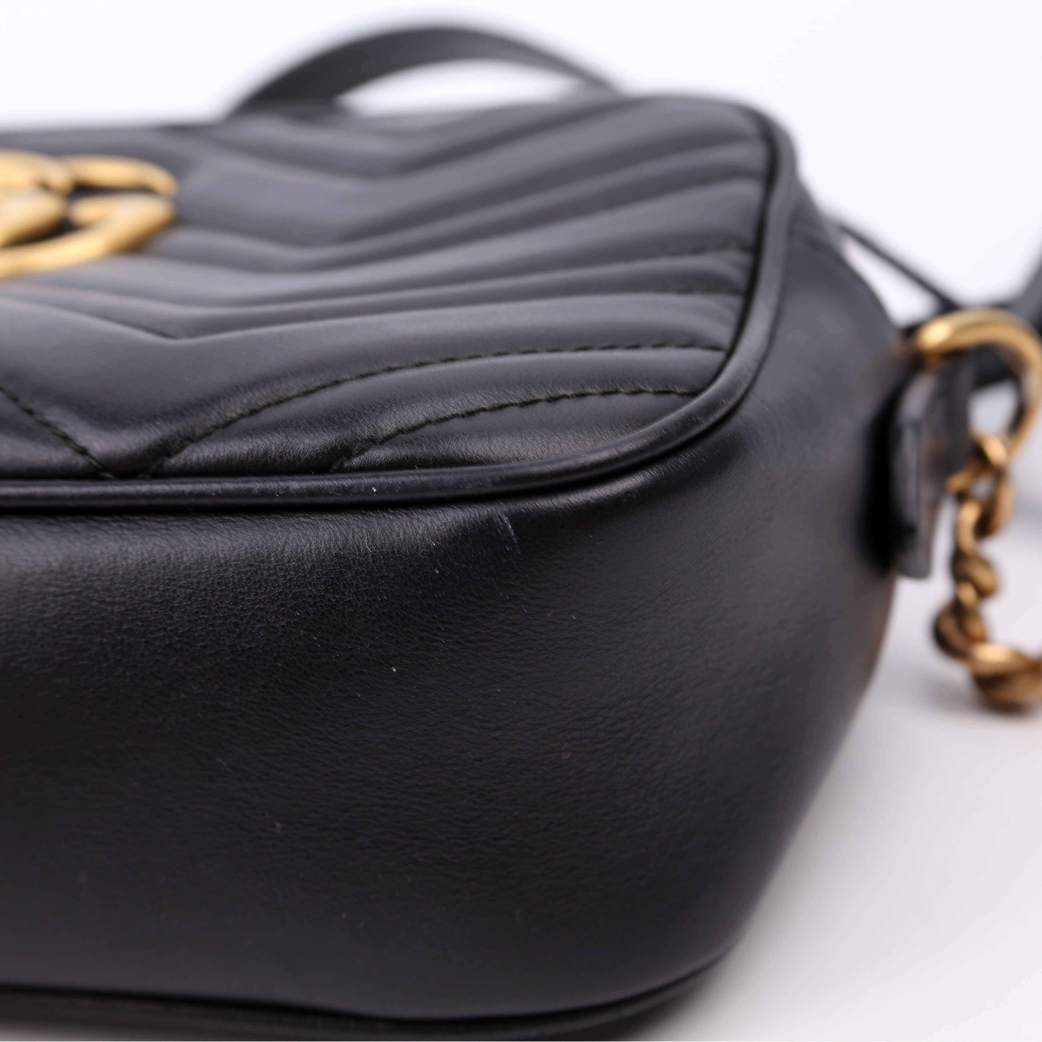 447632 Marmont Small Leather Camera Black