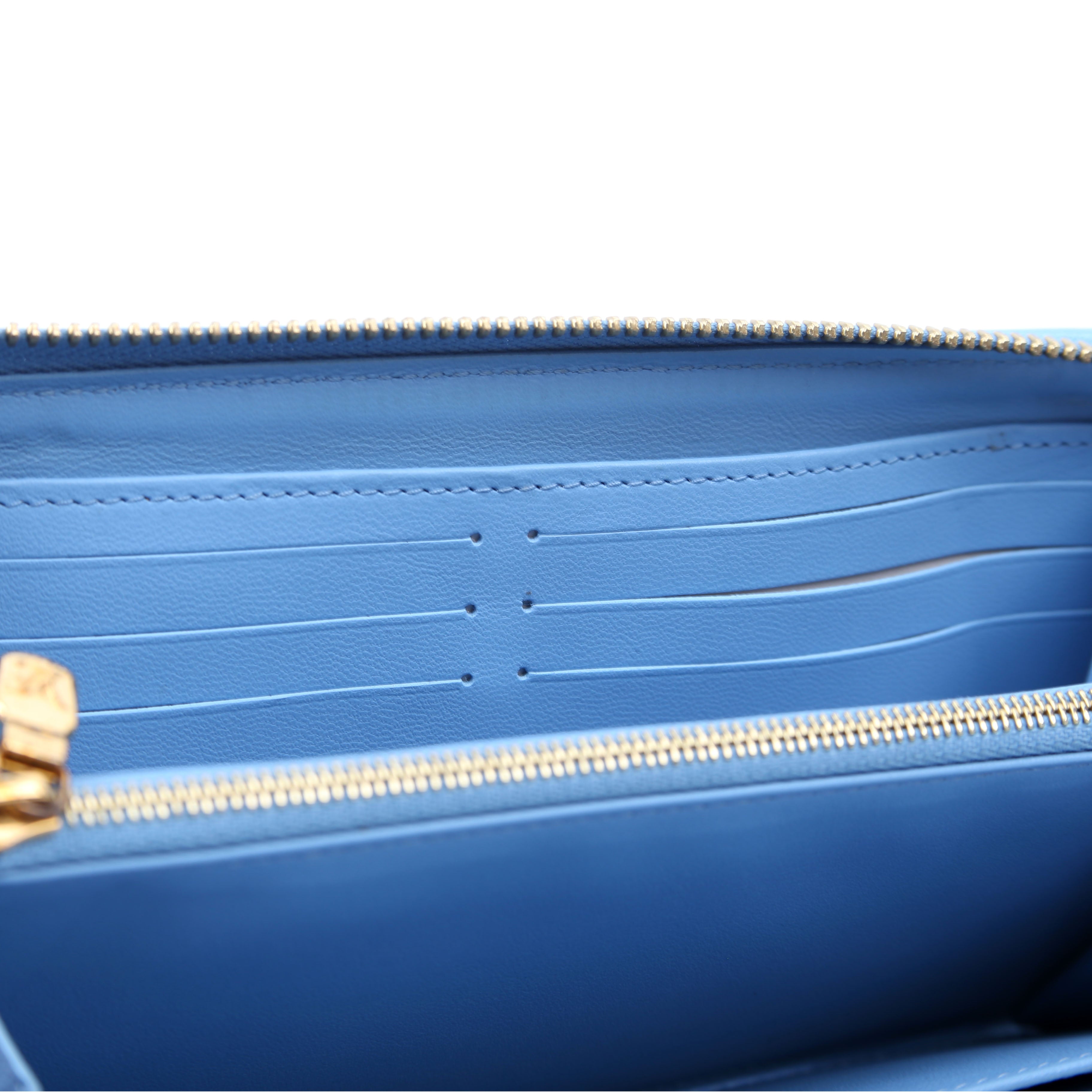 Coussin Zippy Wallet Lambskin Blue