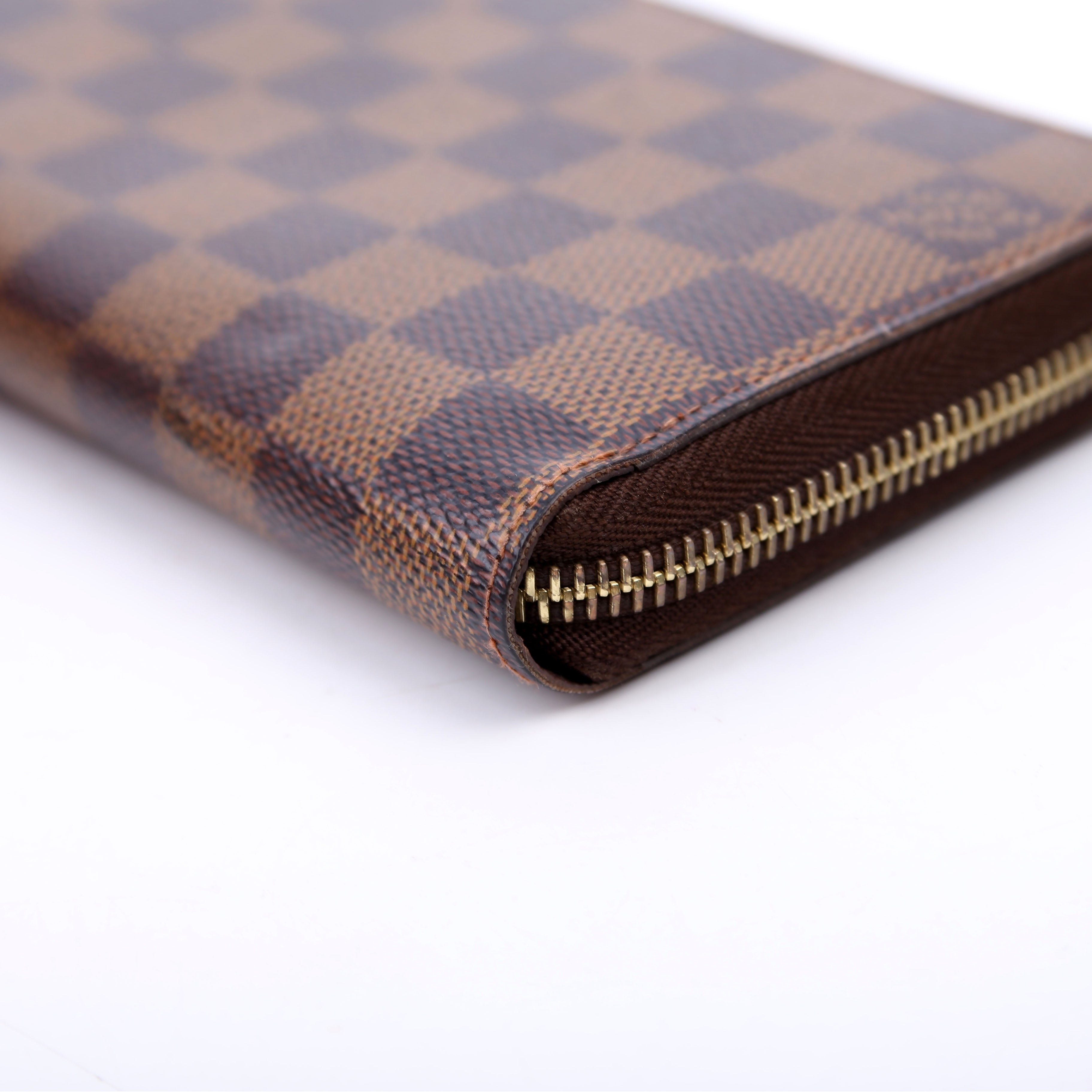 Zippy Wallet Damier Ebene
