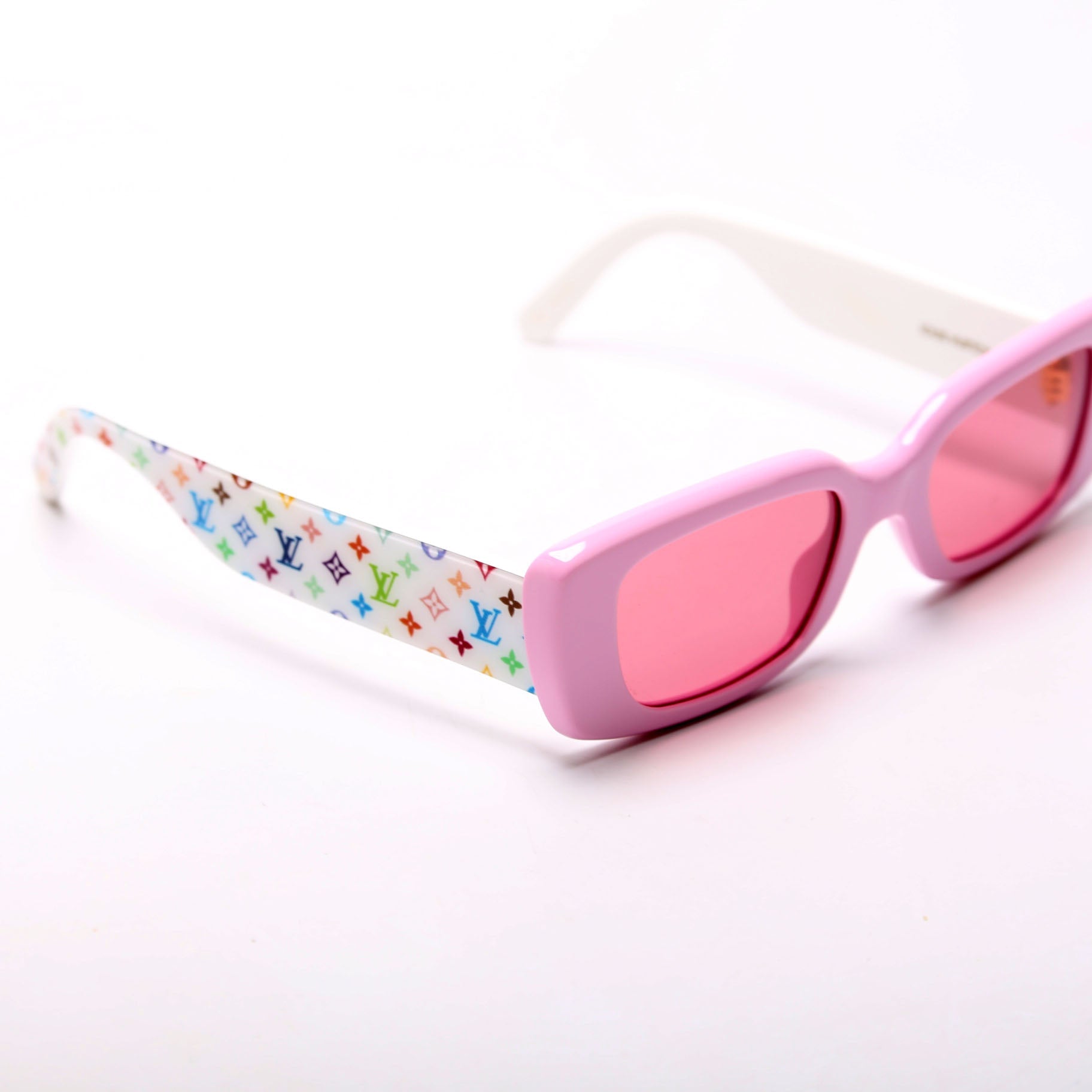 Z2711W Murakami Multicolor Sunglasses Pink