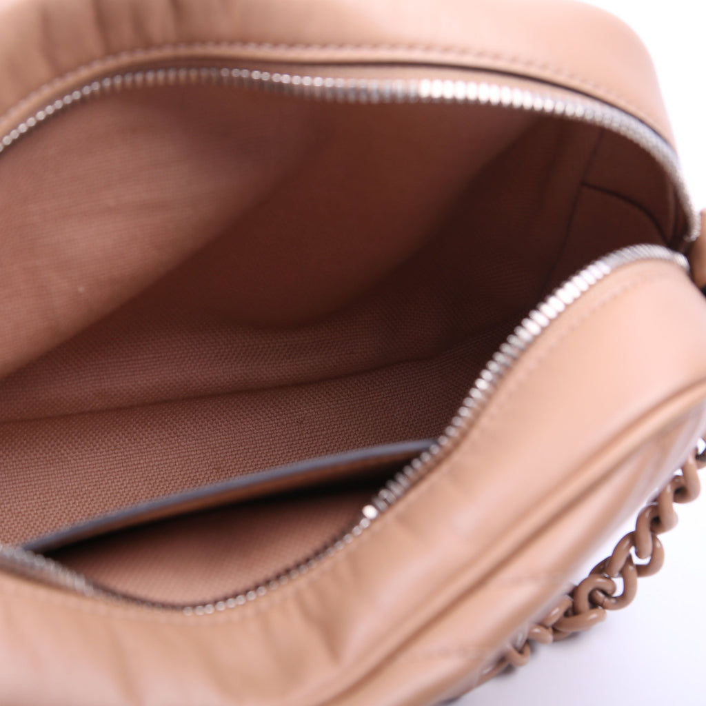 447632 Marmont Small Leather Camera Tan