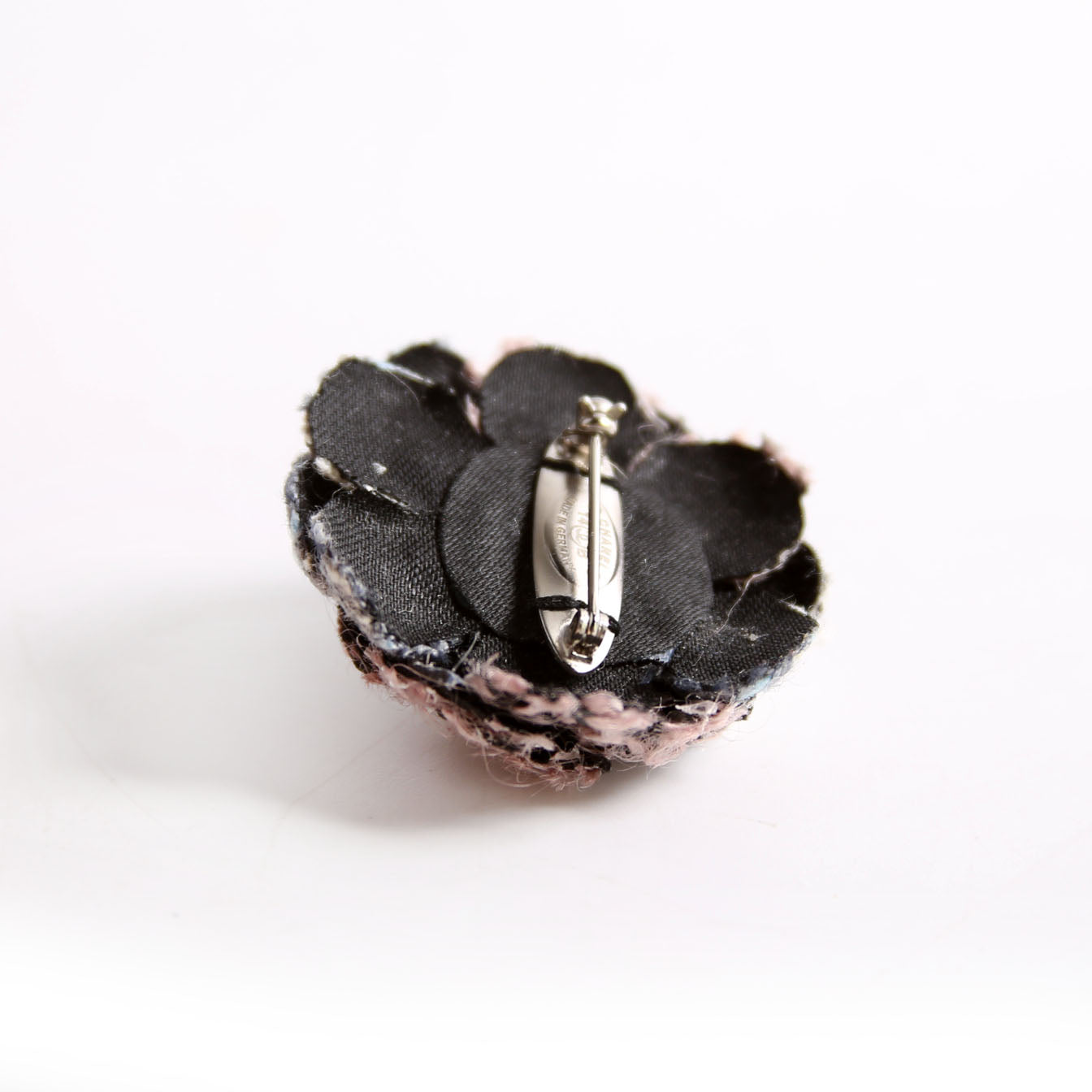 Camellia Pearl Tweed Brooch