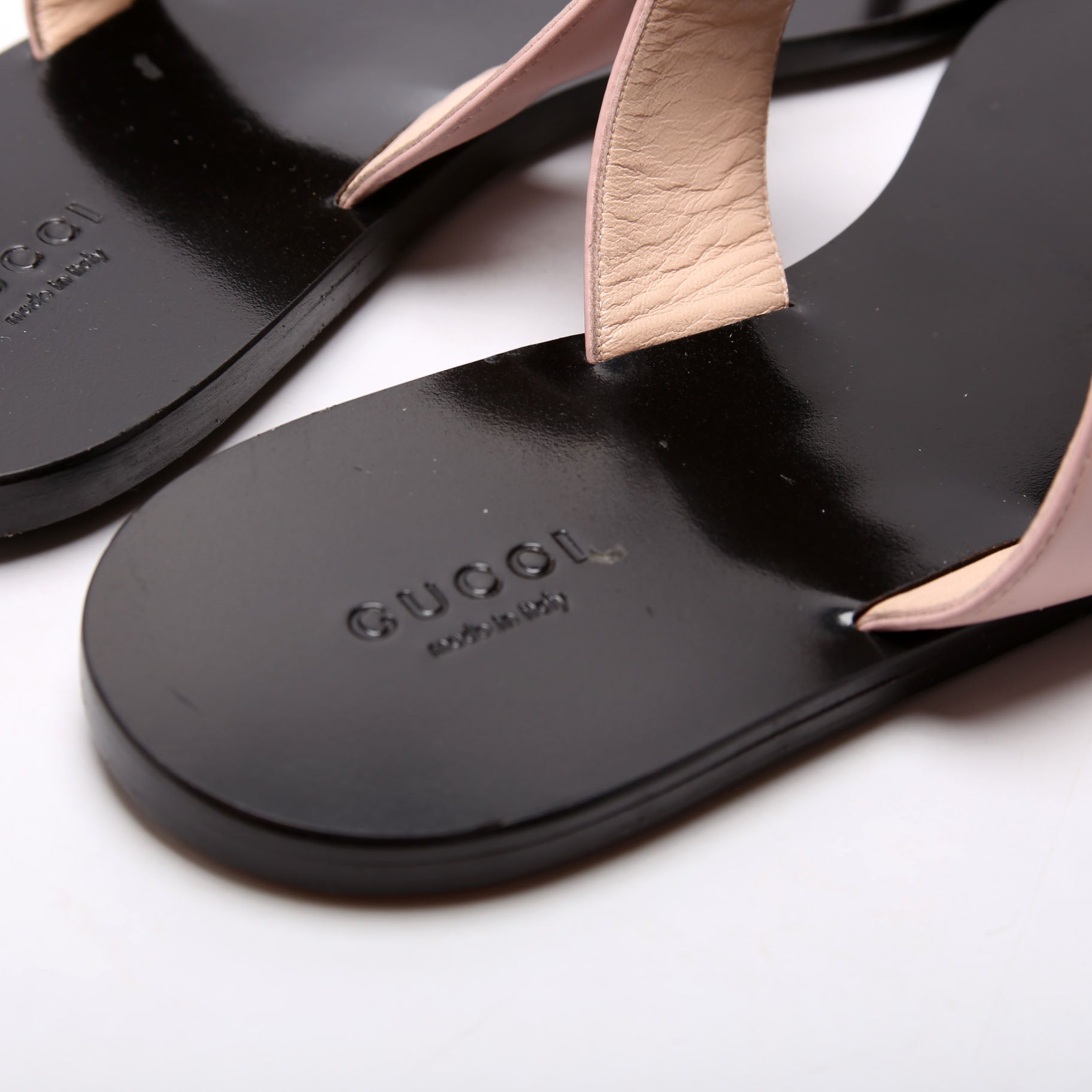 Marmont T Strap Sandals Size 41 Blush