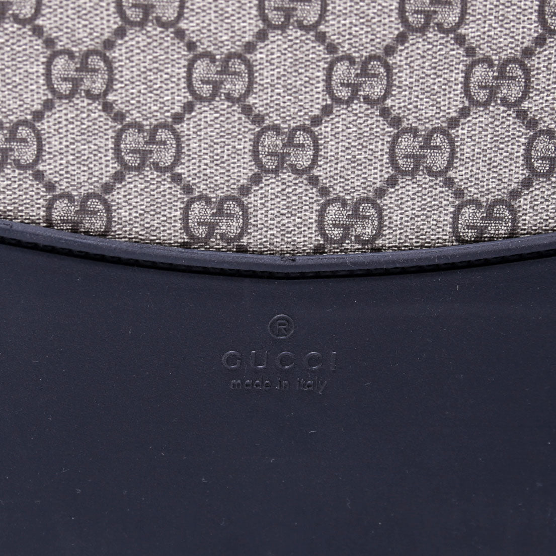 693664 GG Supreme Savoy Trolley Medium
