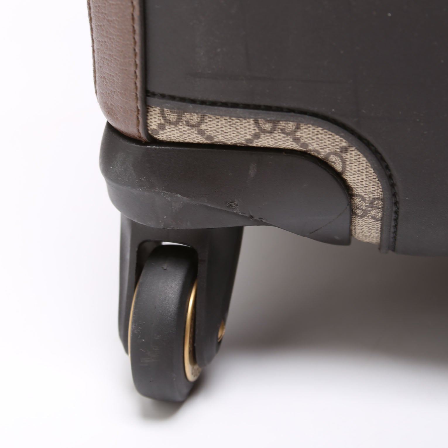 693664 GG Supreme Savoy Trolley Medium