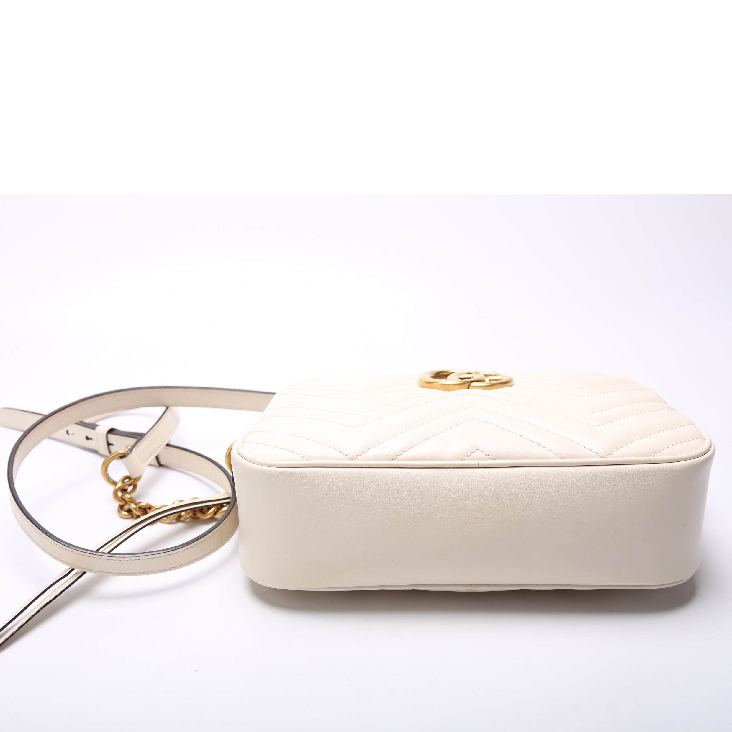 447632 Marmont Small Leather Camera White