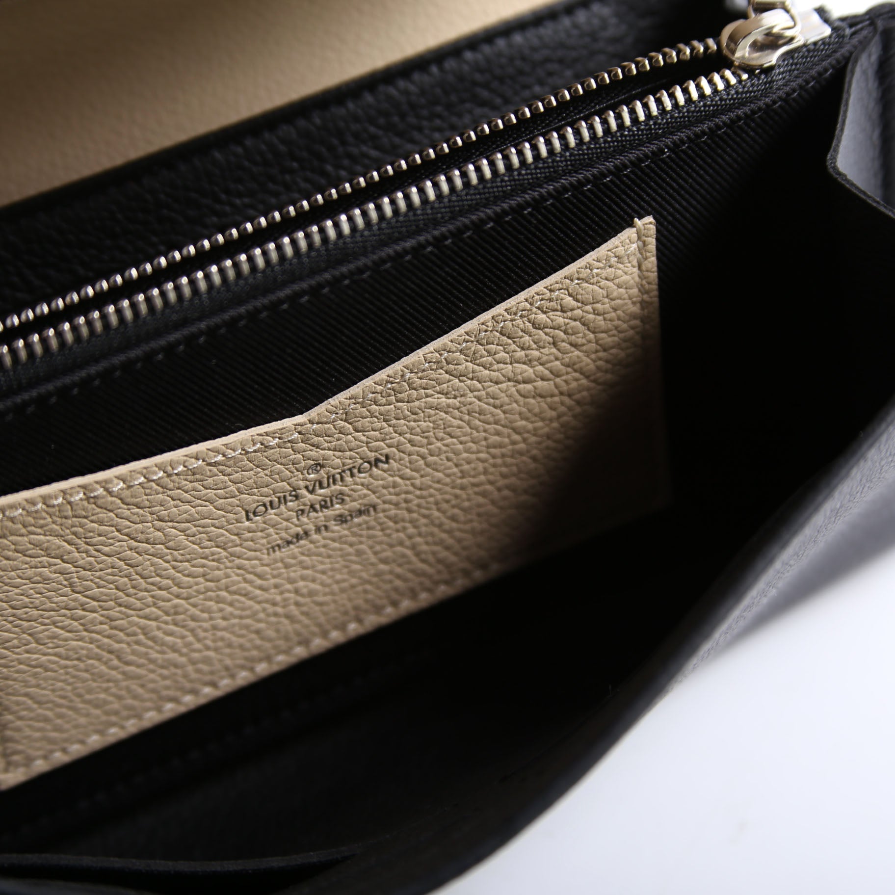 LockMe II Wallet Black/Cream