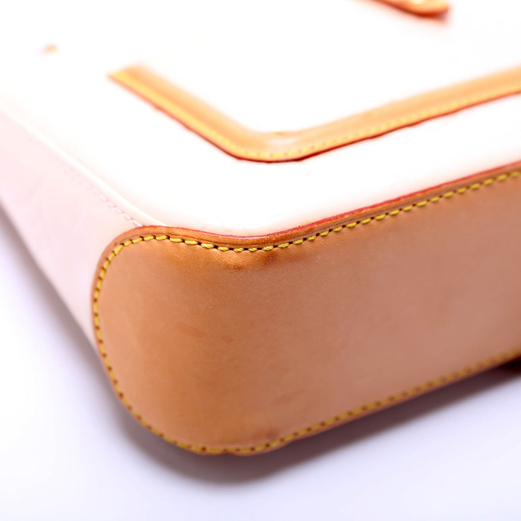 Pochette Mallory Vernis Cream/Brown