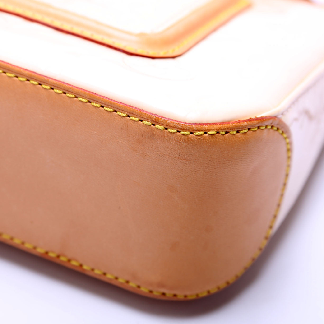 Pochette Mallory Vernis Cream/Brown