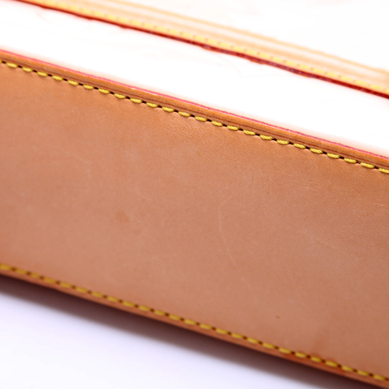 Pochette Mallory Vernis Cream/Brown