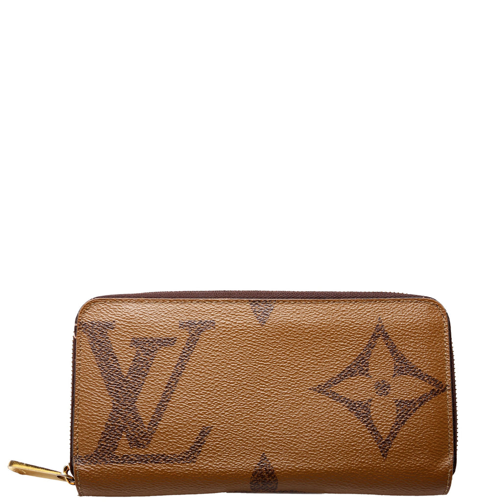 Zippy Wallet Giant Reverse Monogram