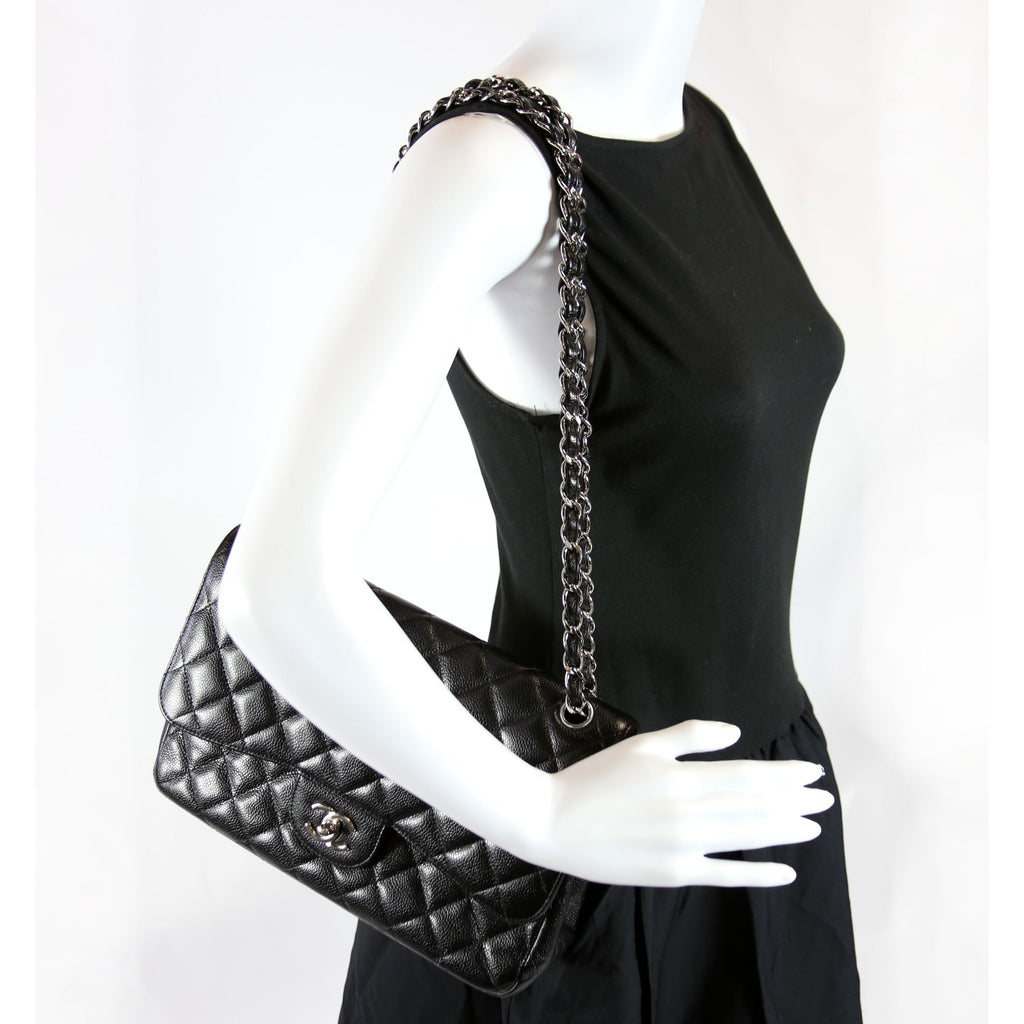 Classic Flap Jumbo Caviar 21-24M Black