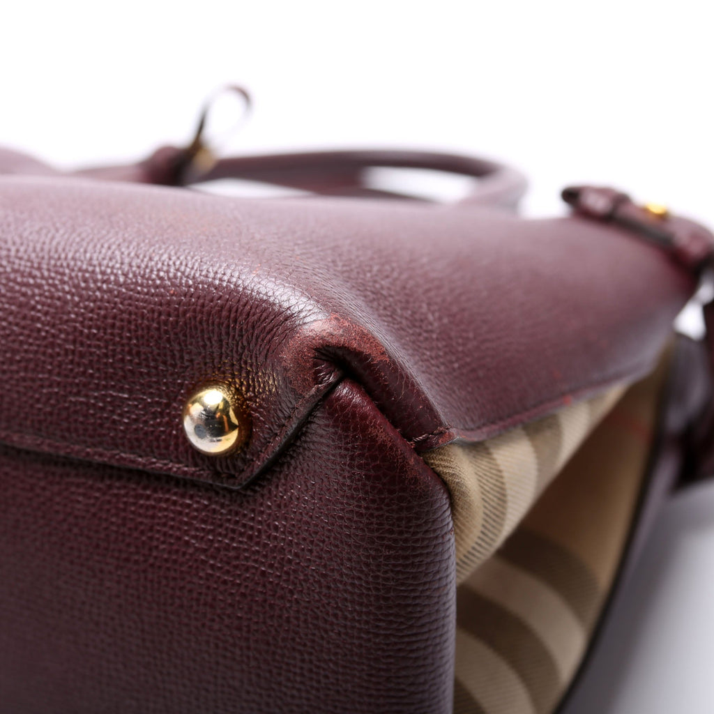 3962178 Banner Tote Medium Burgundy