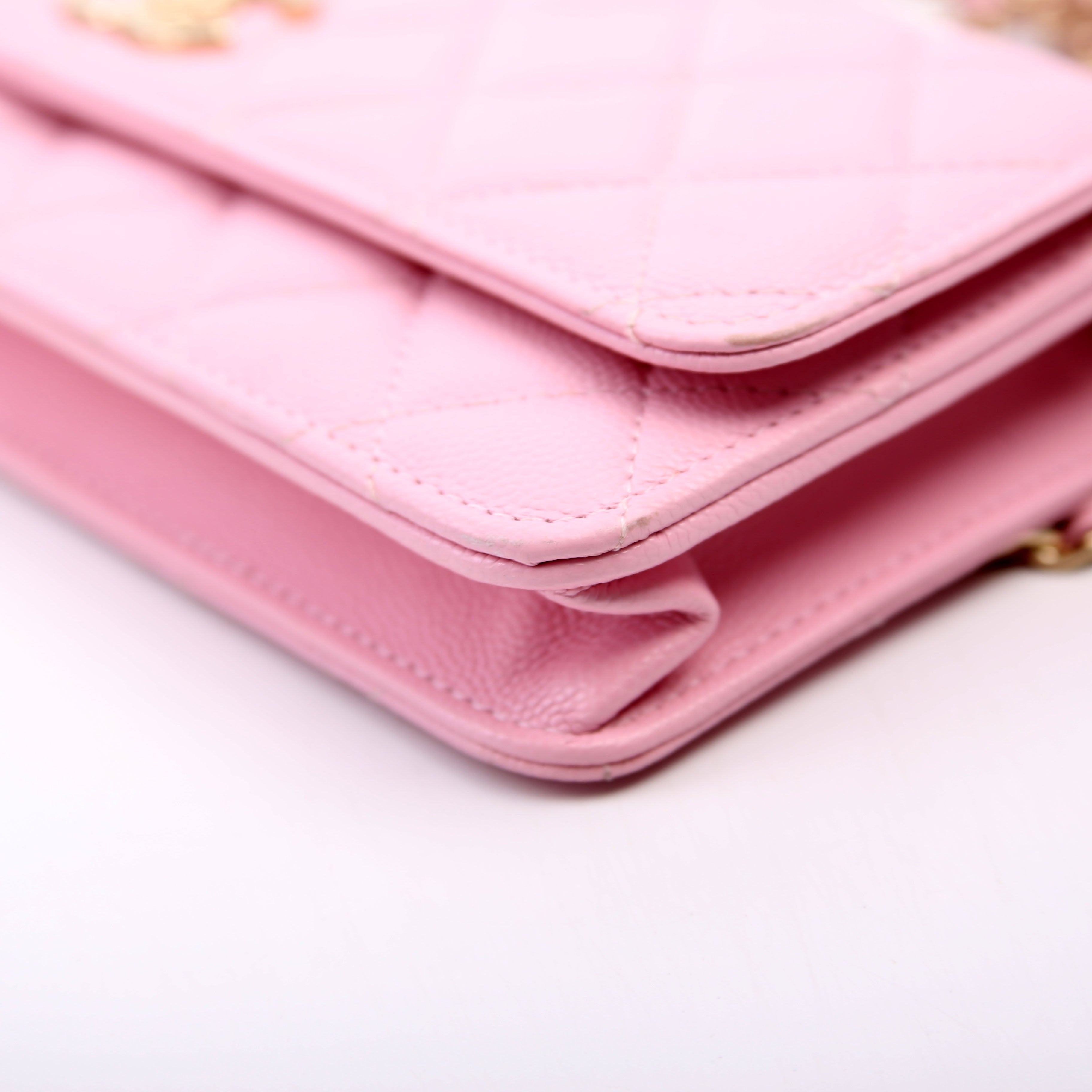 Clutch On Chain East West RFID Pink