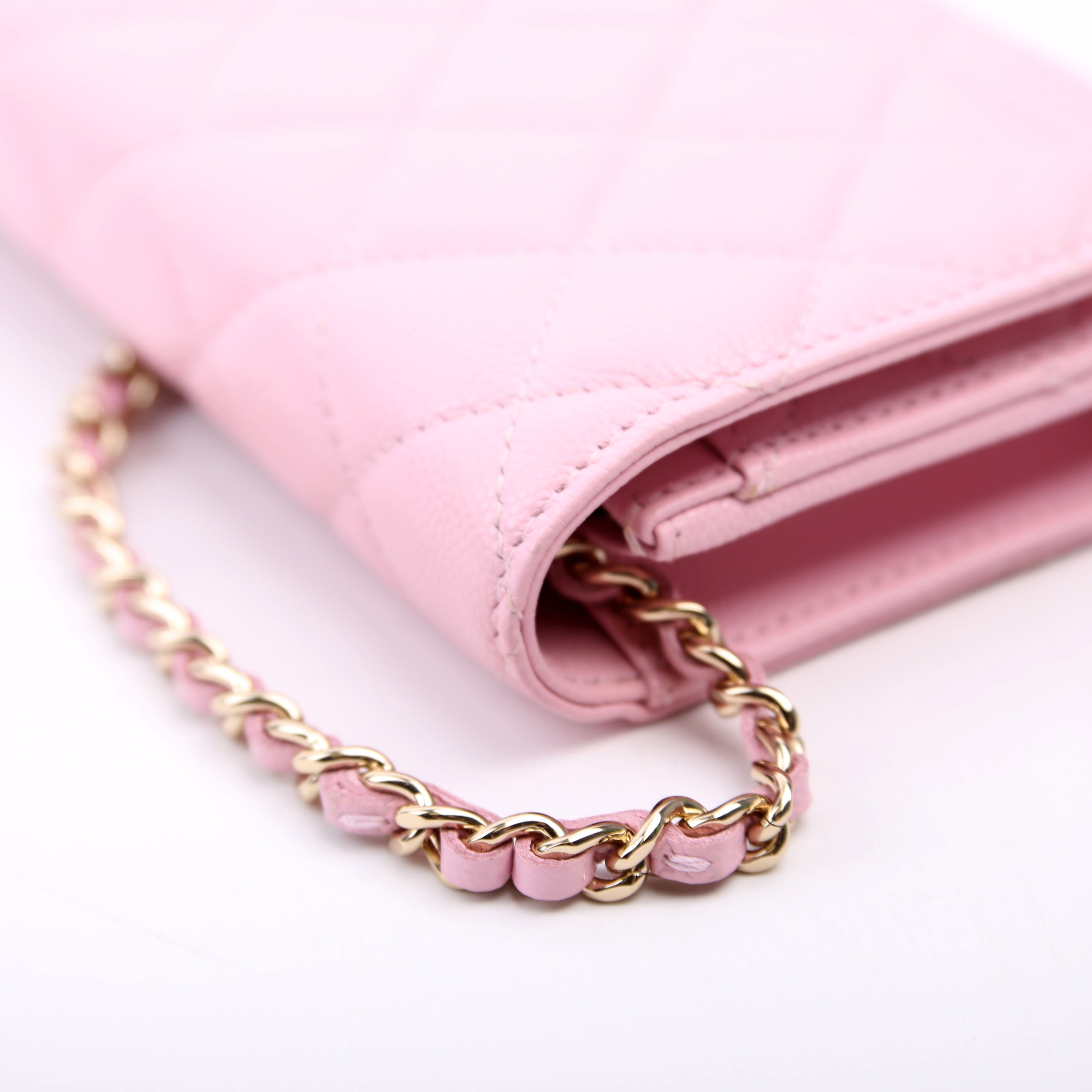Clutch On Chain East West RFID Pink