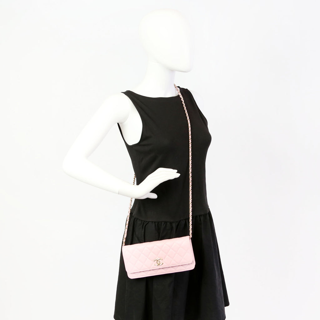 Clutch On Chain East West RFID Pink