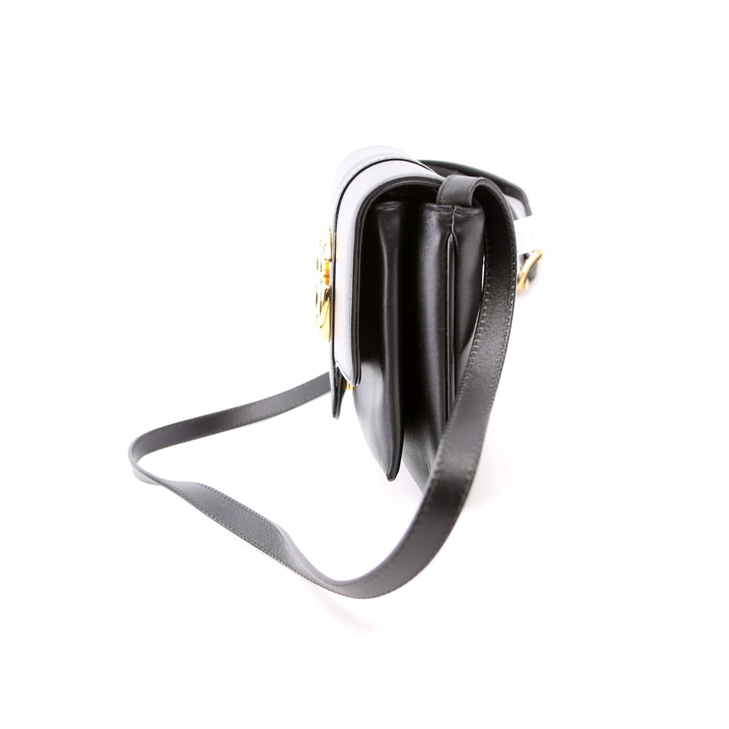 550129 Arli Flap Small Calfskin Black